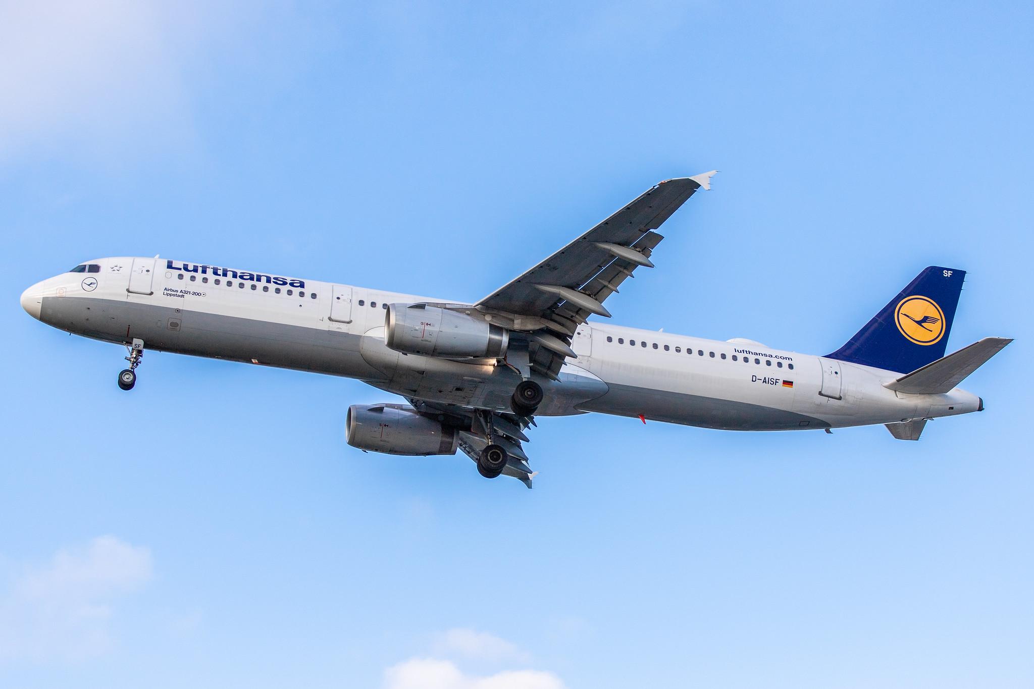 Hamburg Airport: Lufthansa (LH / DLH) |  Airbus A321-231 A321 | D-AISF | MSN 1260
