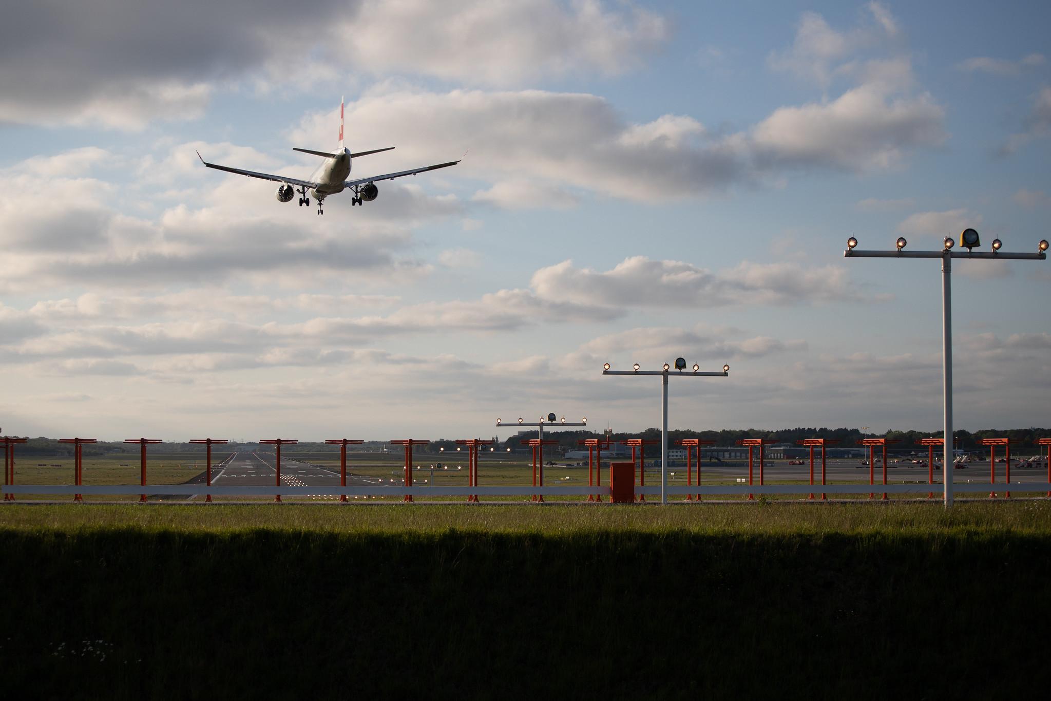 Hamburg Airport: Swiss (LX / SWR) |  Airbus A220-300 BCS3 | HB-JCJ | MSN 55025