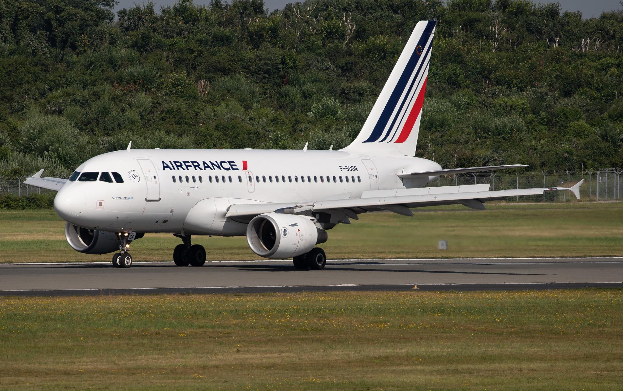 Hamburg Airport: Air France (AF / AFR) |  Airbus A318-111 A318 | F-GUGR | MSN 3009
