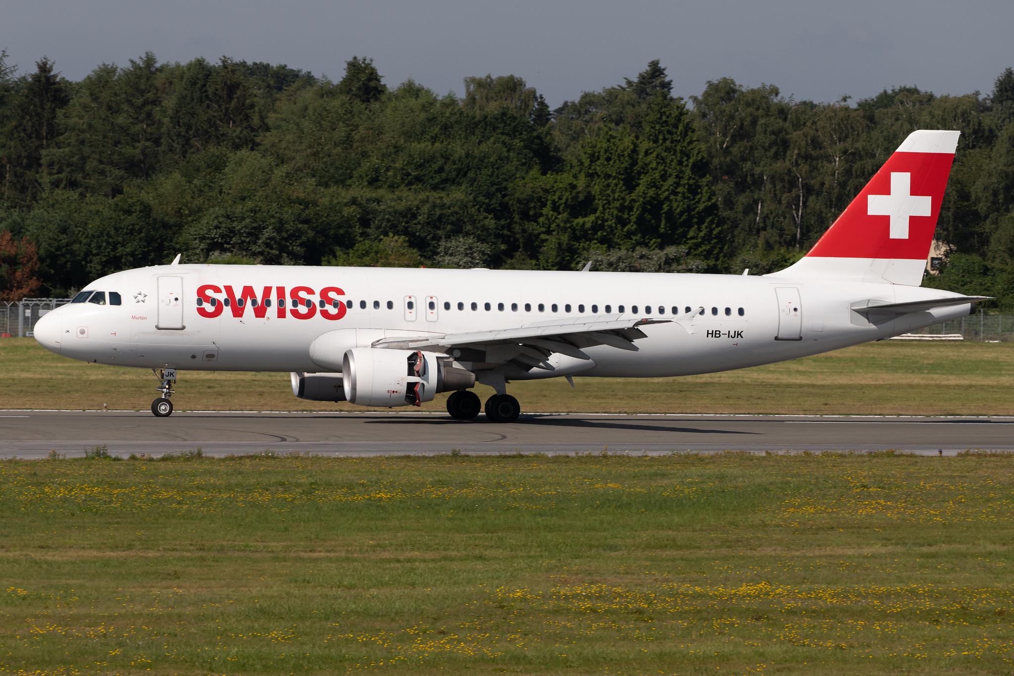 Hamburg Airport: Swiss (LX / SWR) |  Airbus A320-214 A320 | HB-IJK | MSN 0596