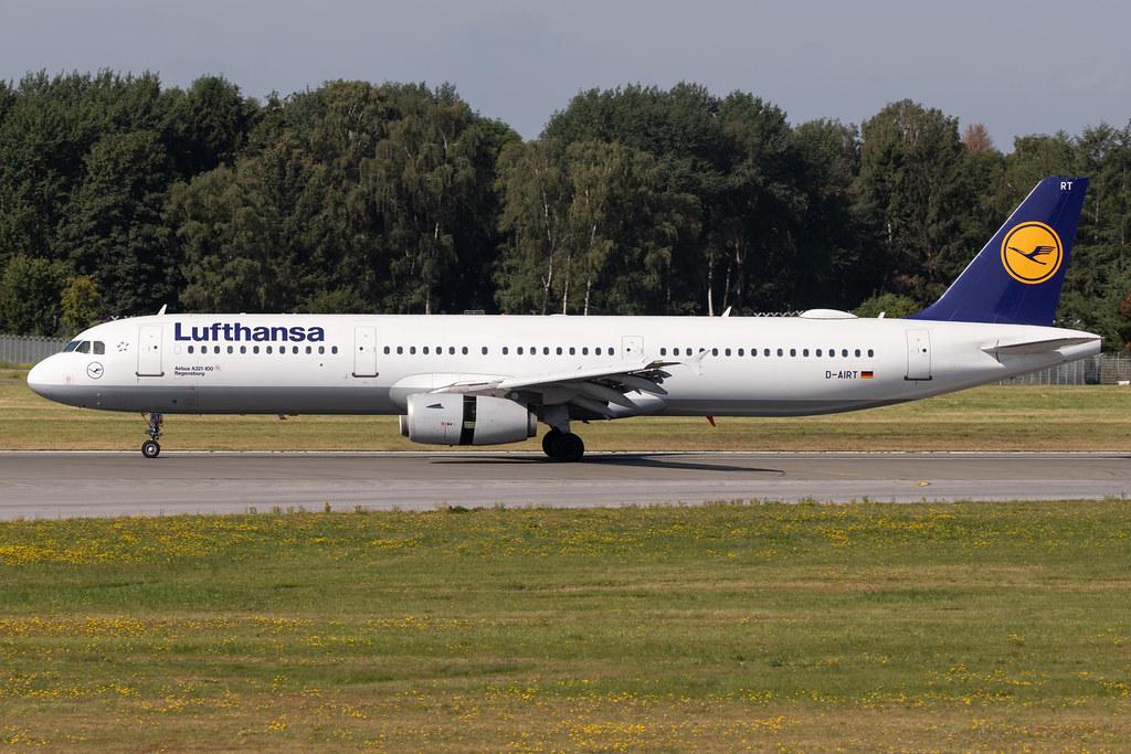Hamburg Airport: Lufthansa (LH / DLH) |  Airbus A321-131 A321 | D-AIRT | MSN 0652