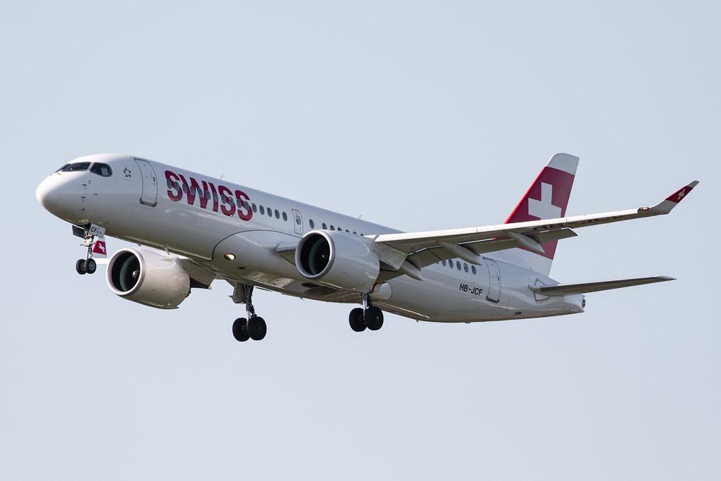 Hamburg Airport: Swiss (LX / SWR) |  Airbus A220-300 BCS3 | HB-JCF | MSN 55015