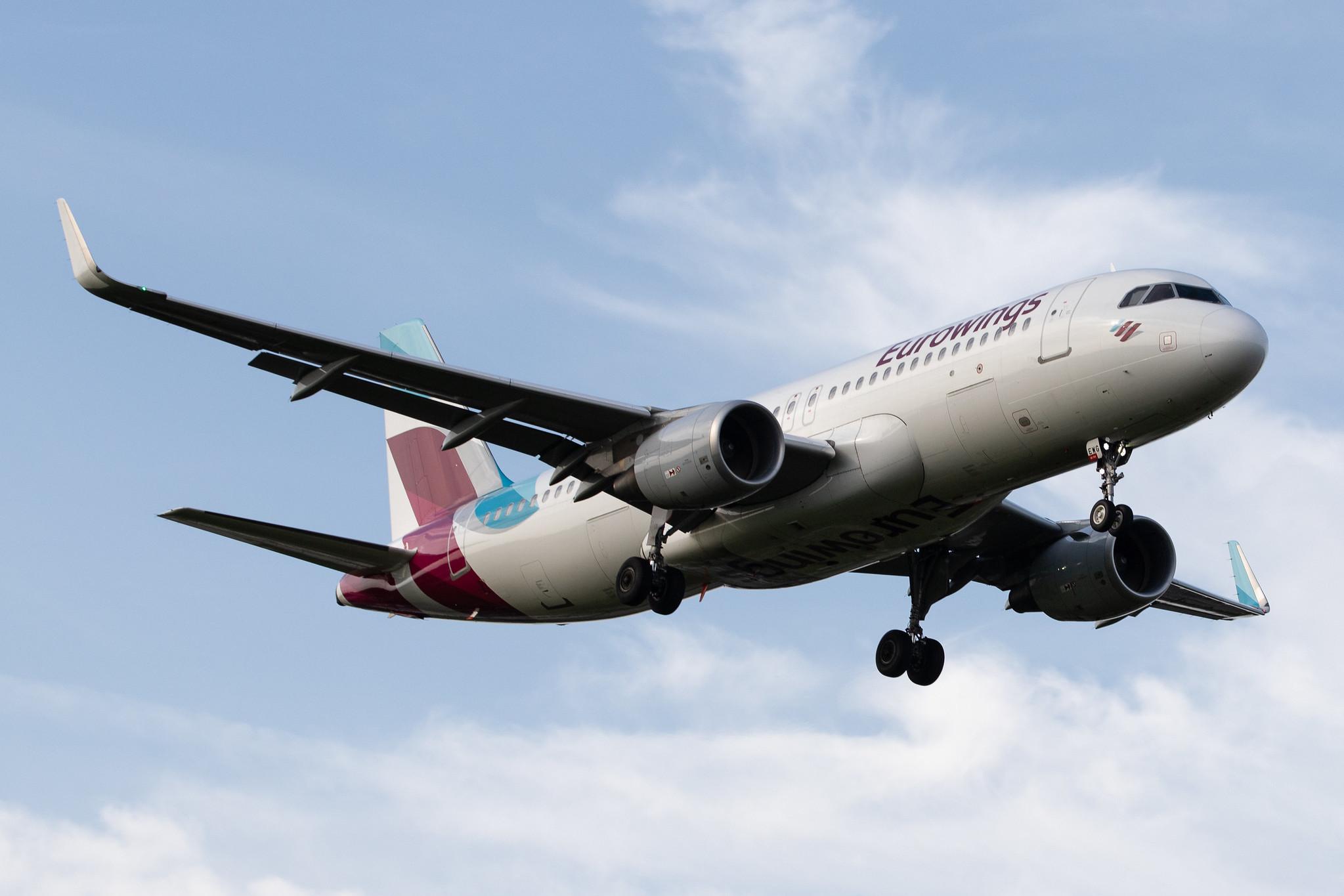 Hamburg Airport: Eurowings (EW / EWG) | Livery: Visit Sweden/Göteborg Livery | Airbus A320-214 A320 | D-AEWG | MSN 7121