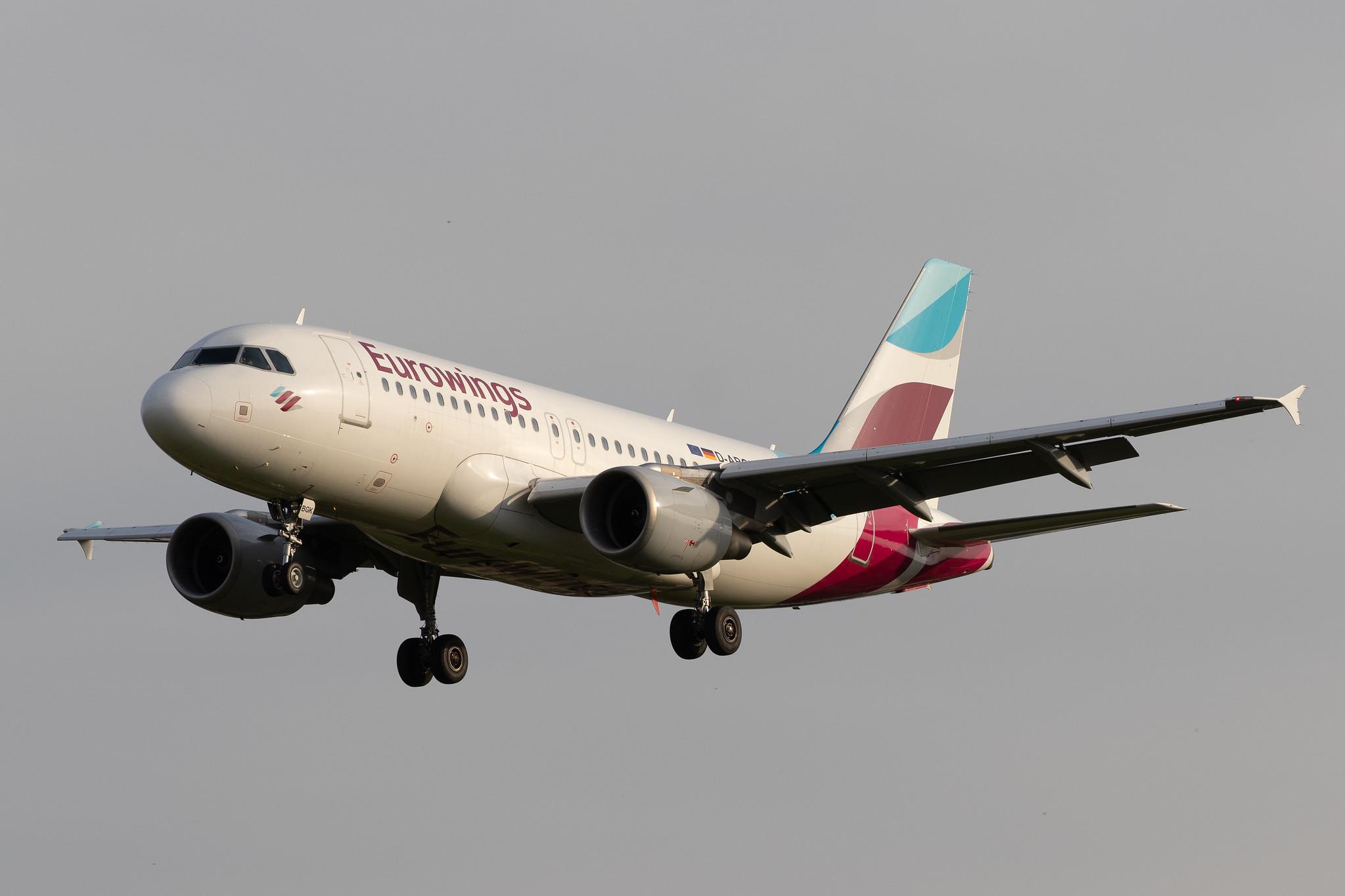 Hamburg Airport: Eurowings (EW / EWG) | Operator: Germanwings |  Airbus A319-112 A319 | D-ABGK | MSN 3447