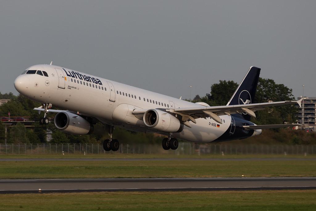 Hamburg Airport: Lufthansa (LH / DLH) | Airbus A321-231 A321 | D-AISQ | MSN 3936