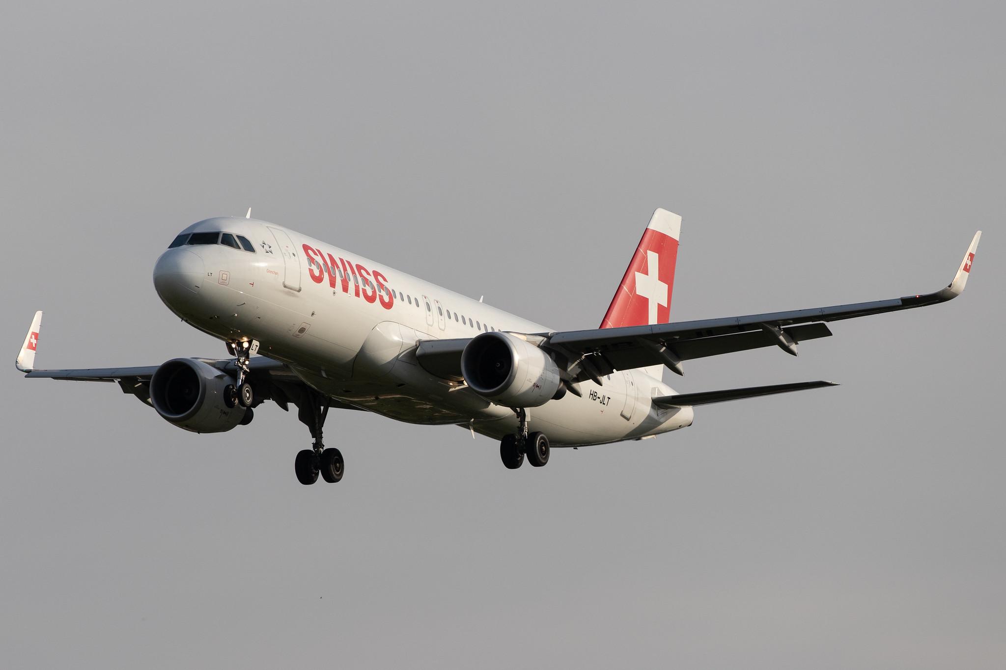 Hamburg Airport: Swiss (LX / SWR) | Airbus A320-214 A320 | HB-JLT | MSN 5518