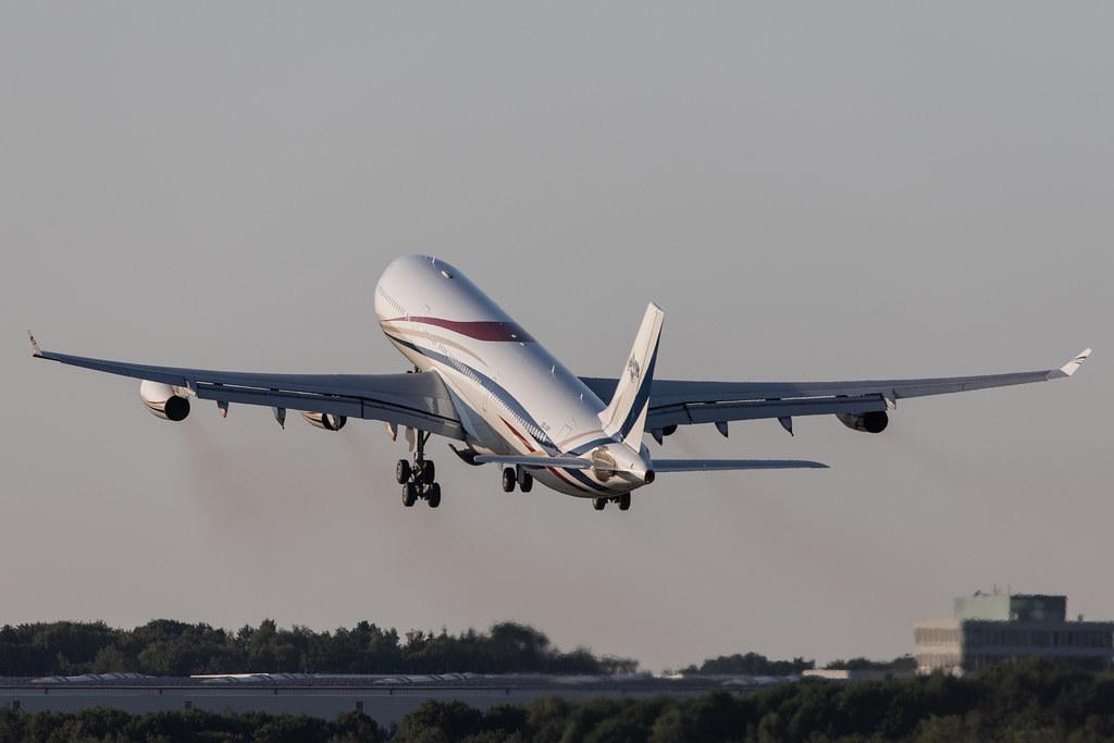 Hamburg Airport: Kingdom of Swaziland | Airbus A340-313 A343 | 3DC-SDF | MSN 406