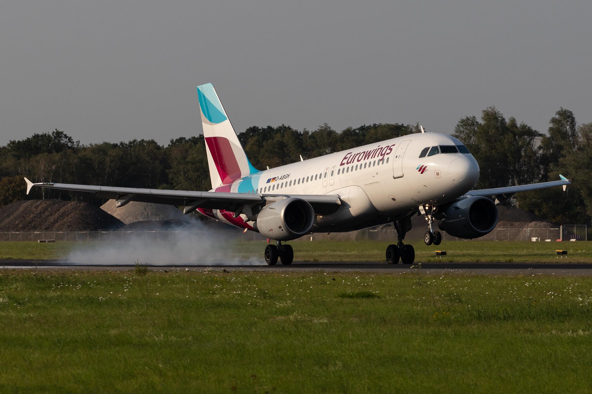 Hamburg Airport: Eurowings (EW / EWG) | Operator: Germanwings |  Airbus A319-112 A319 | D-ABGH | MSN 3245