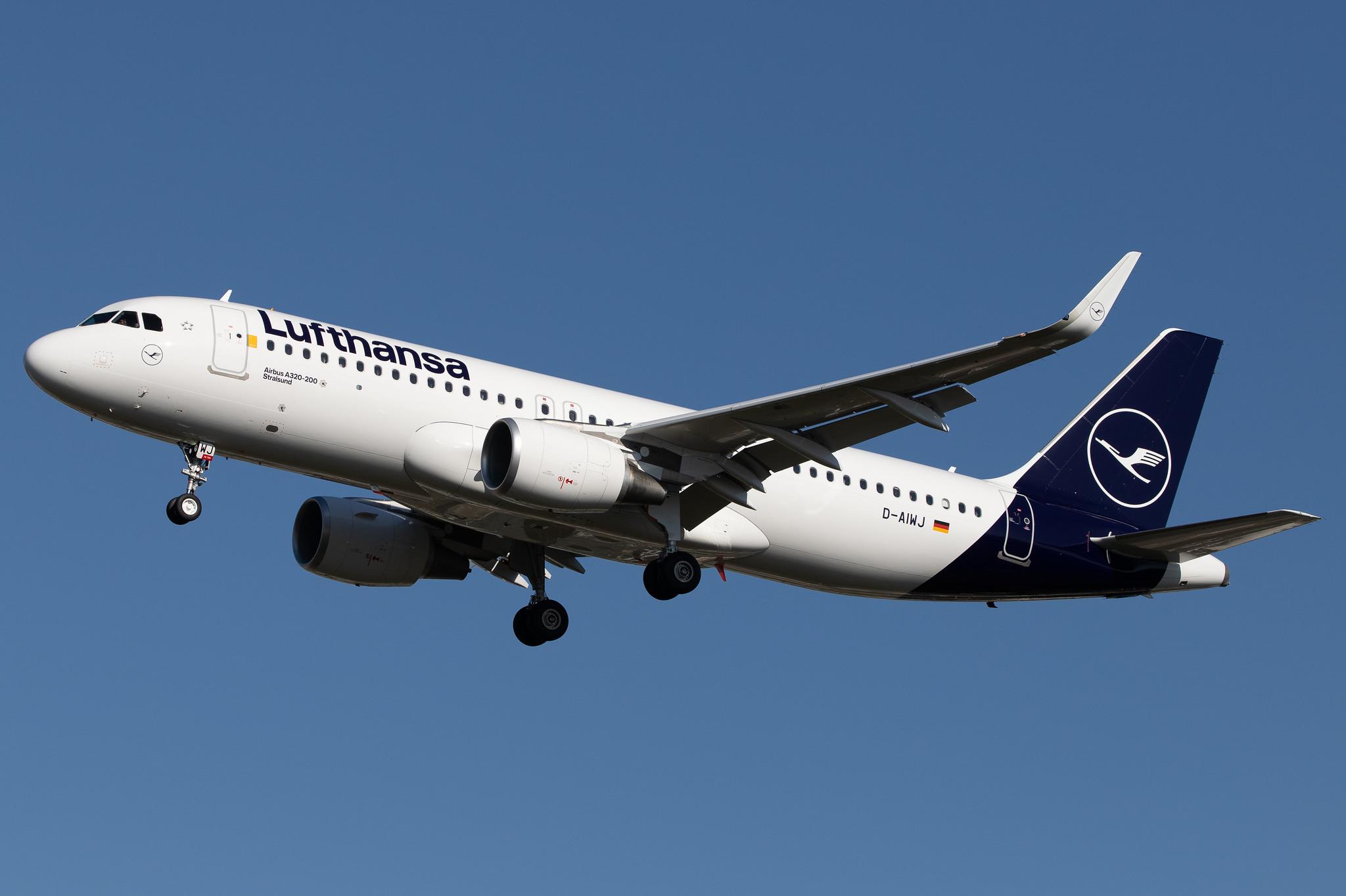 Frankfurt Airport: Lufthansa (LH / DLH) |  Airbus A320-214 A320 | D-AIWJ | MSN 9052