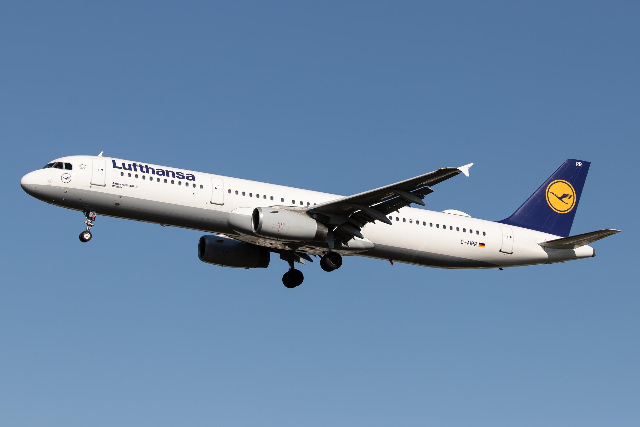 Frankfurt Airport: Lufthansa (LH / DLH) |  Airbus A321-131 A321 | D-AIRR | MSN 0567