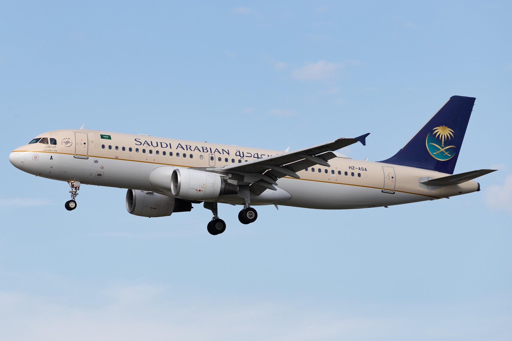 Frankfurt Airport: Saudia (SV / SVA) | Operator: Saudi Arabian Airlines |  Airbus A320-214 A320 | HZ-ASA | MSN 4081