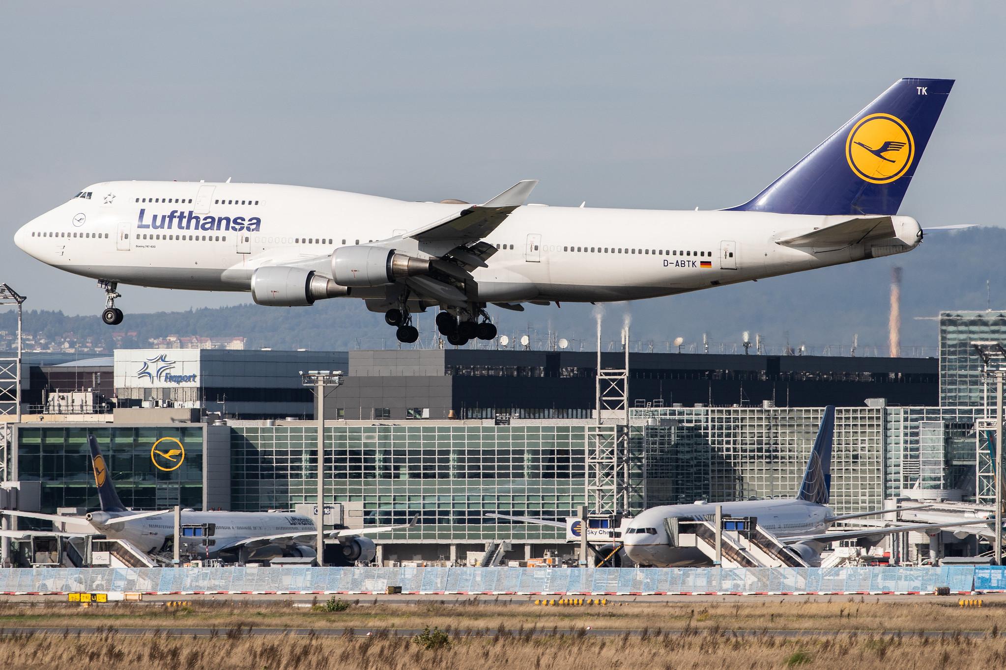 Frankfurt Airport: Lufthansa (LH / DLH) |  Boeing 747-430 B744 | D-ABTK | MSN 29871