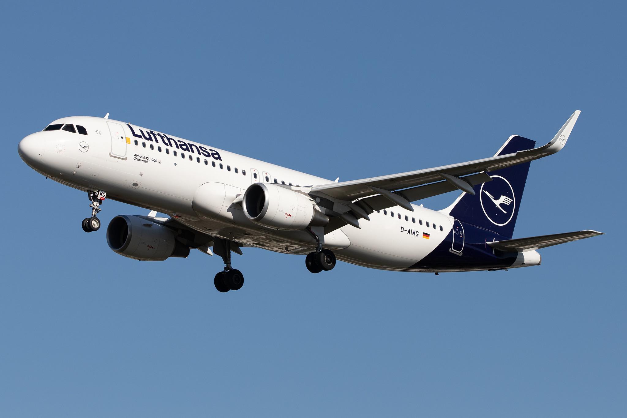 Frankfurt Airport: Lufthansa (LH / DLH) |  Airbus A320-214 A320 | D-AIWG | MSN 8902