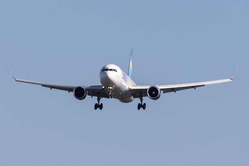 Frankfurt Airport: Condor (DE / CFG) |  Boeing 767-343(ER) B763 | D-ABUK | MSN 30009