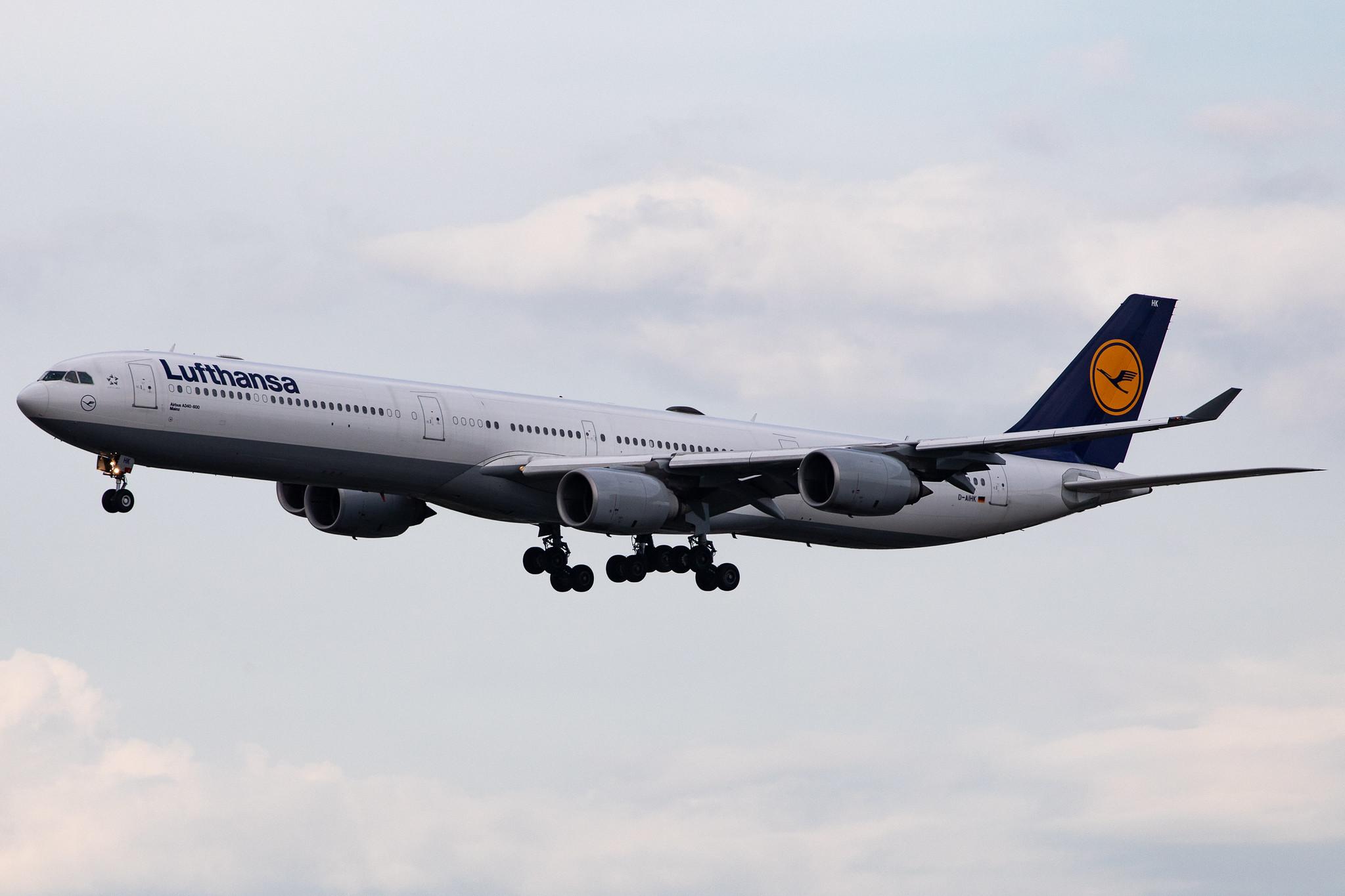 Frankfurt Airport: Lufthansa (LH / DLH) |  Airbus A340-642 A346 | D-AIHK | MSN 0580