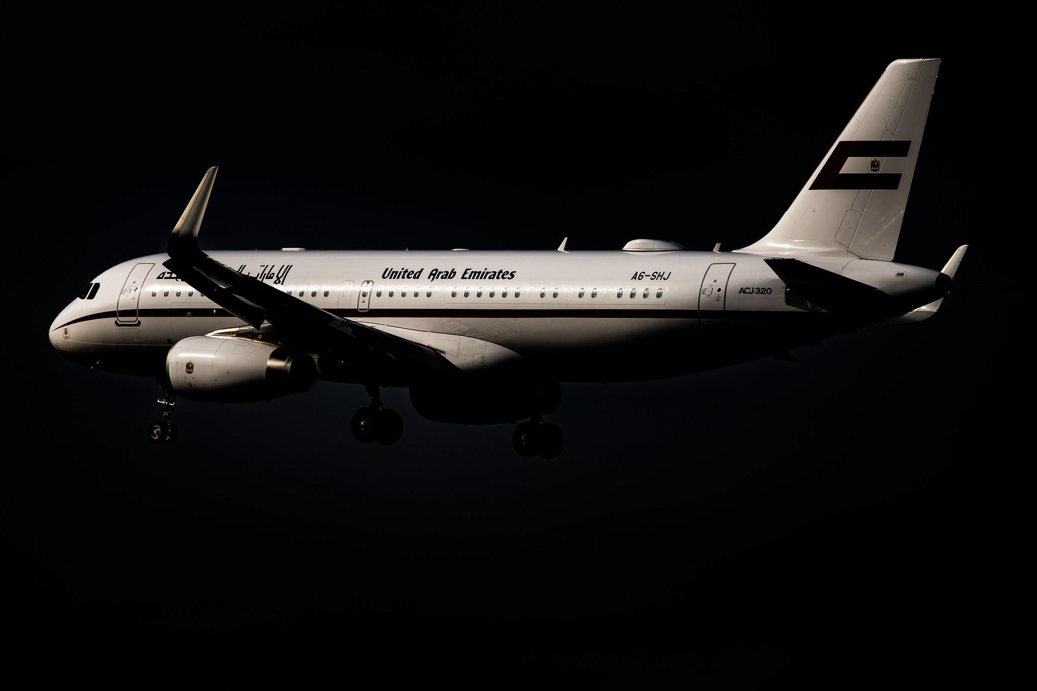 Frankfurt Airport: Sharjah Ruler  |  Airbus A320-232(CJ) A320 | A6-SHJ | MSN 6659