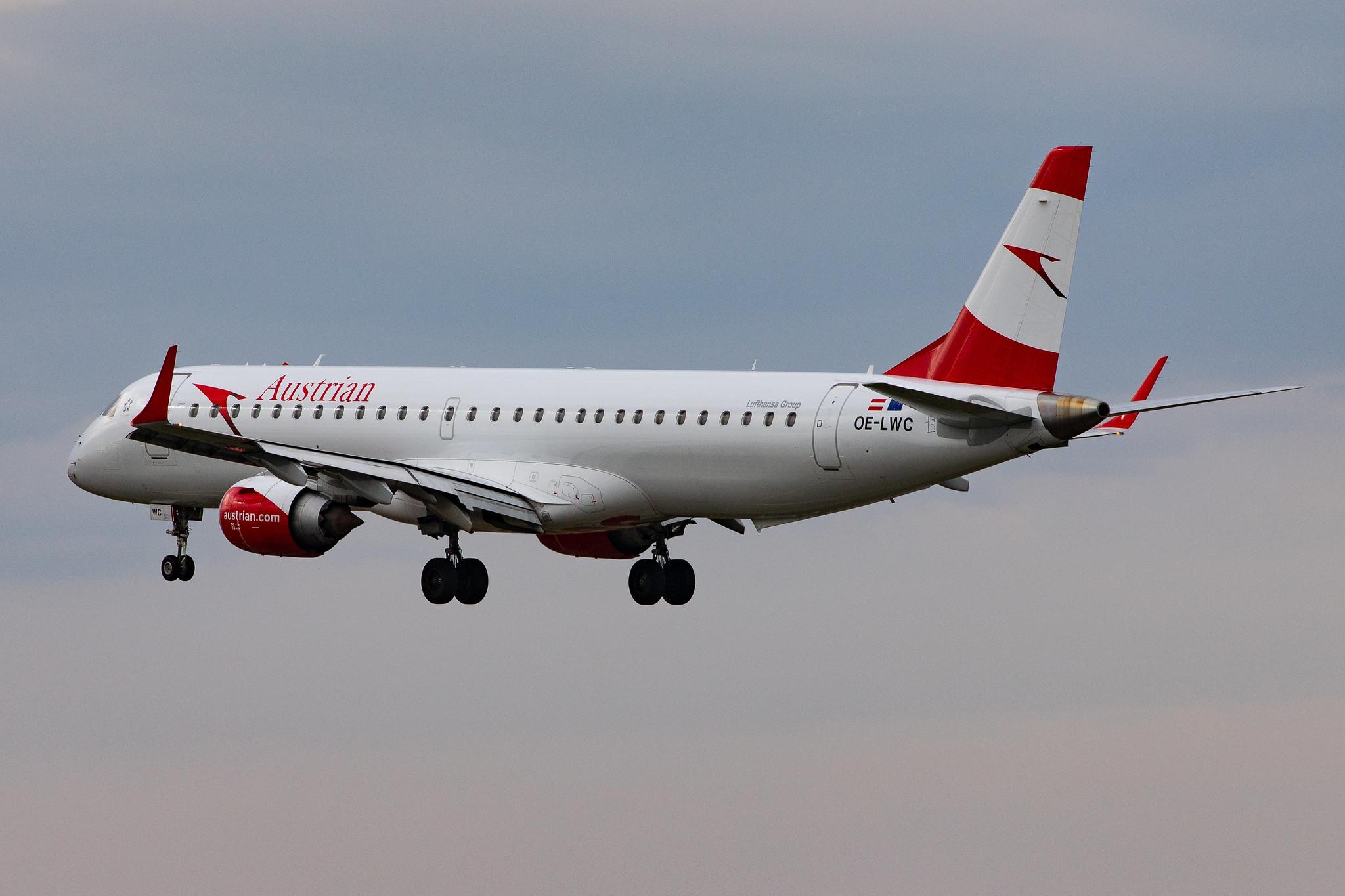 Frankfurt Airport: Austrian Airlines (OS / AUA) |  Embraer ERJ-195LR E195 | OE-LWC | MSN 19000350