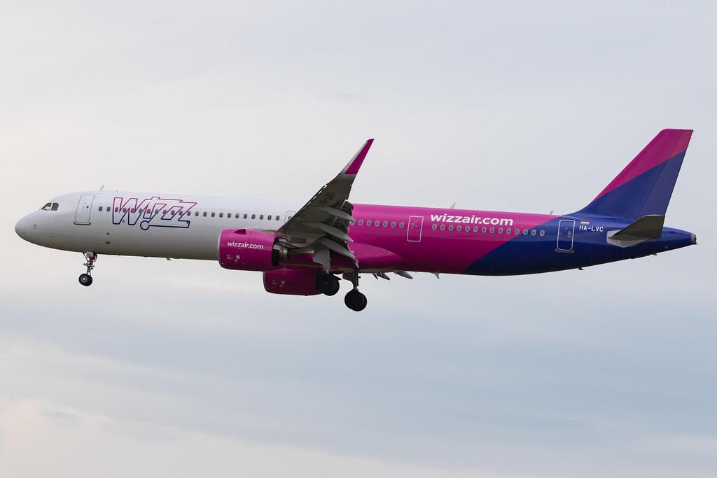 Frankfurt Airport: Wizz Air (W6 / WZZ) |  Airbus A321-271NX A21N | HA-LVC | MSN 8816