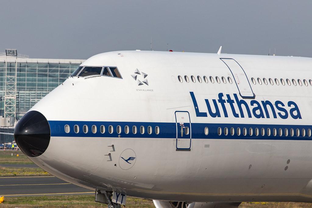 Frankfurt Airport: Lufthansa (LH / DLH) |  Livery: Retro Livery |  Boeing 747-830 B748 | D-ABYT | MSN 37844