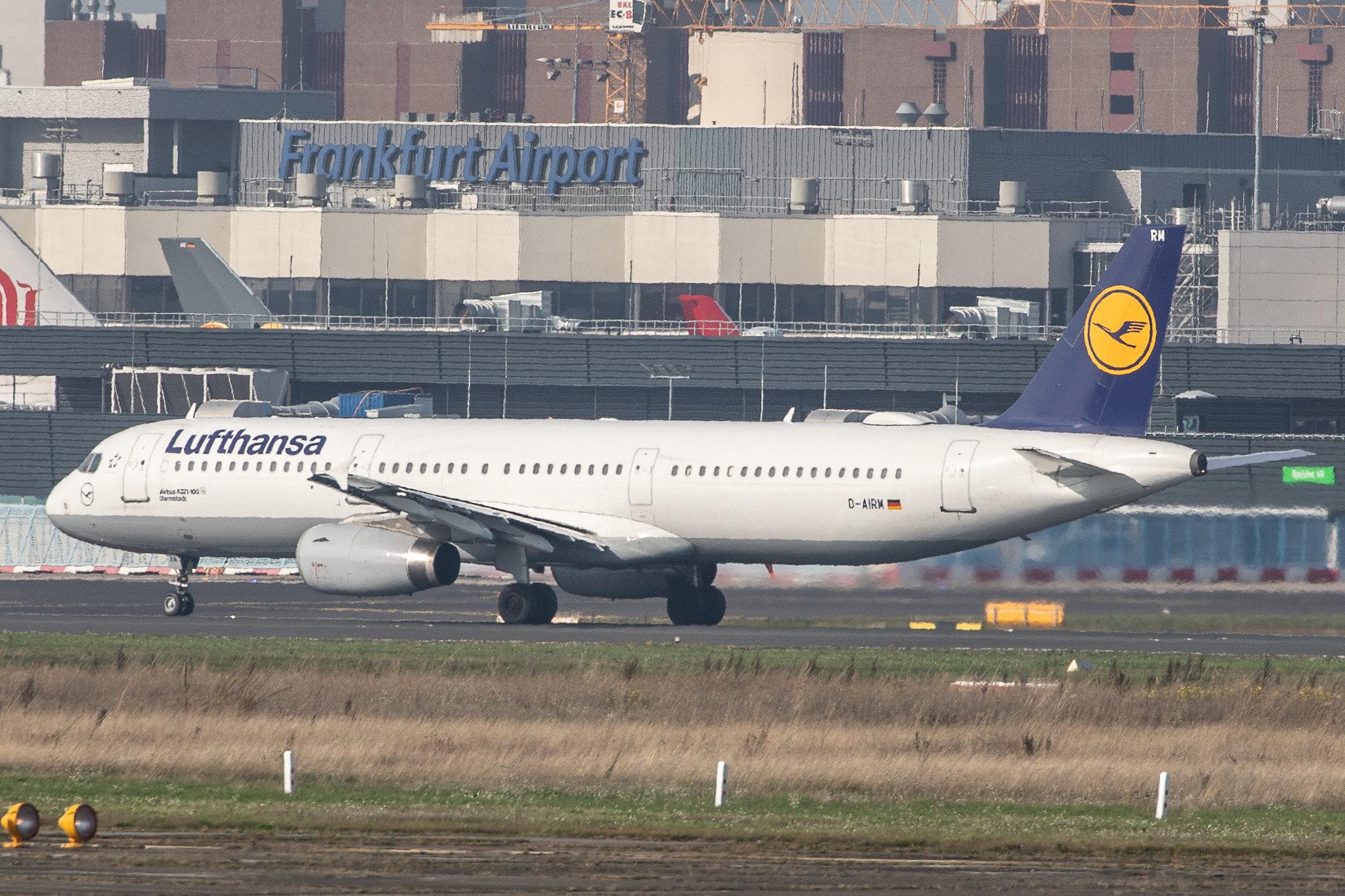 Frankfurt Airport: Lufthansa (LH / DLH) |  Airbus A321-131 A321 | D-AIRM | MSN 0518