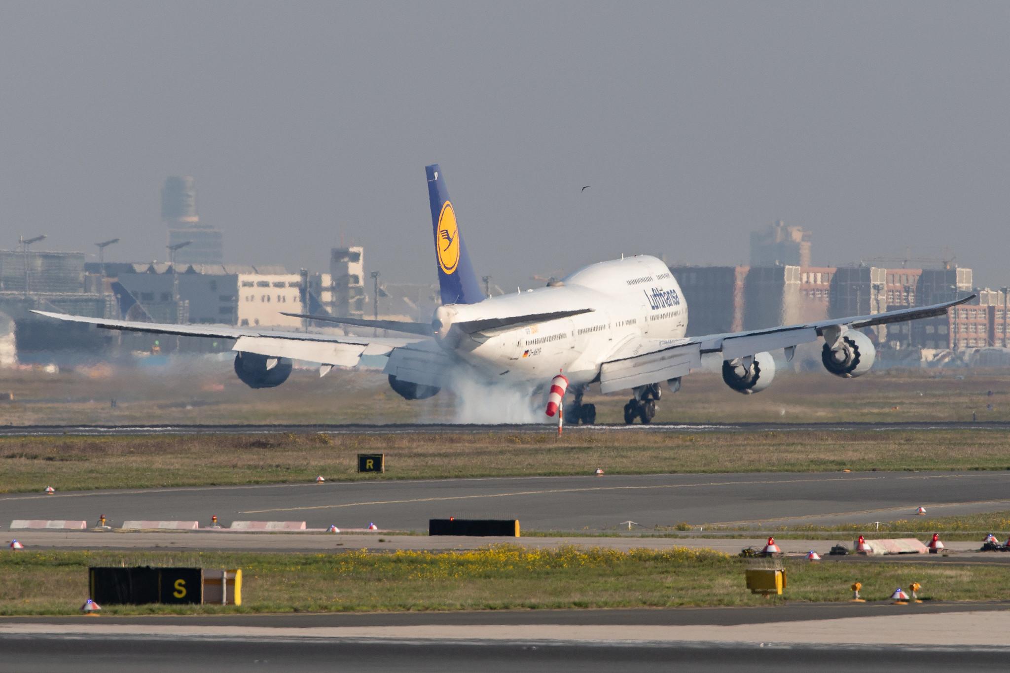 Frankfurt Airport: Lufthansa (LH / DLH) |  Boeing 747-830 B748 | D-ABYP | MSN 37839