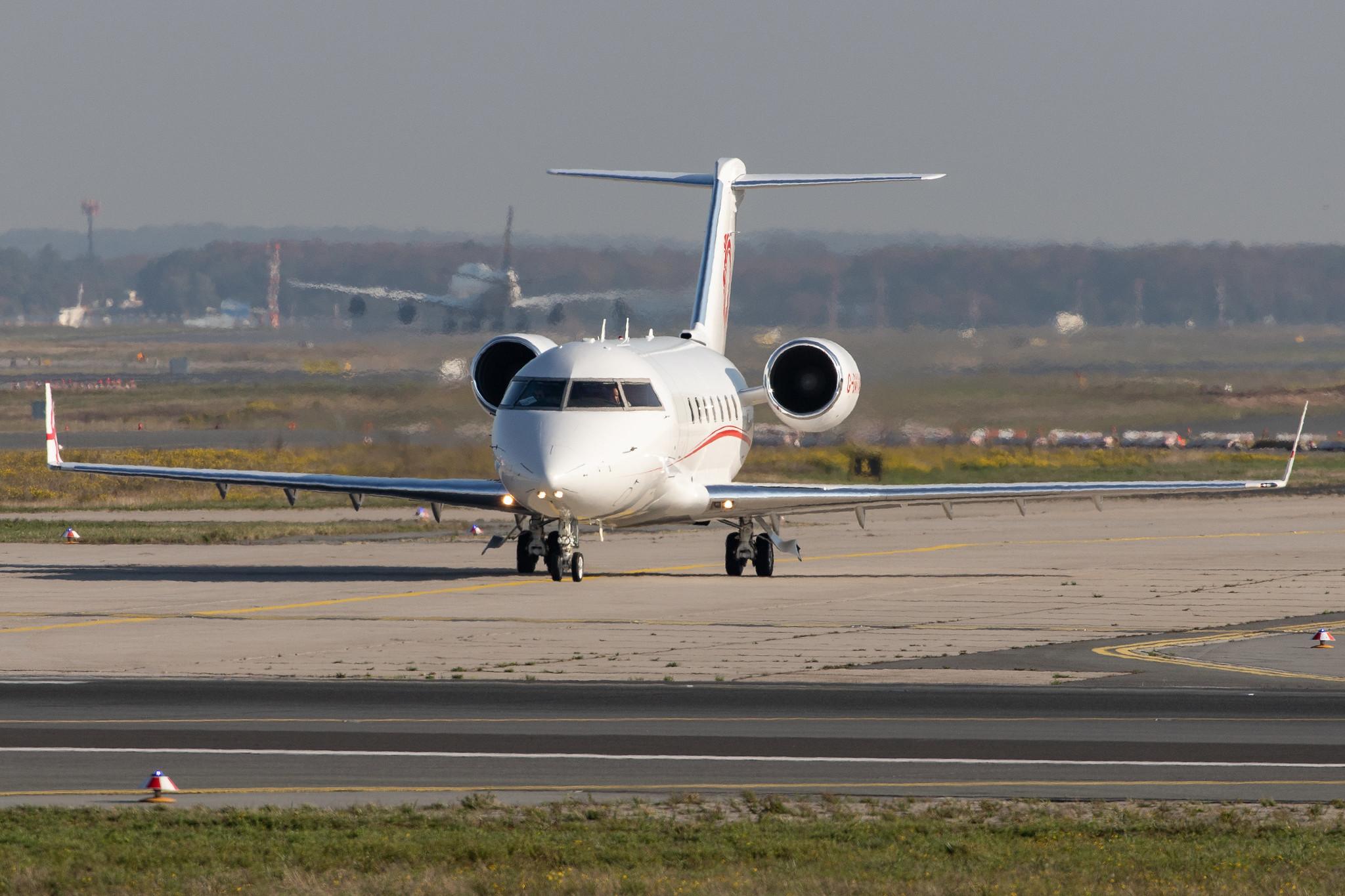 Frankfurt Airport: Gama Aviation (/ GMA) |  Livery: UK | Operator: Gama Aviation (UK) |  Bombardier CL604 Challenger CL60 | G-DAYA | MSN 5526