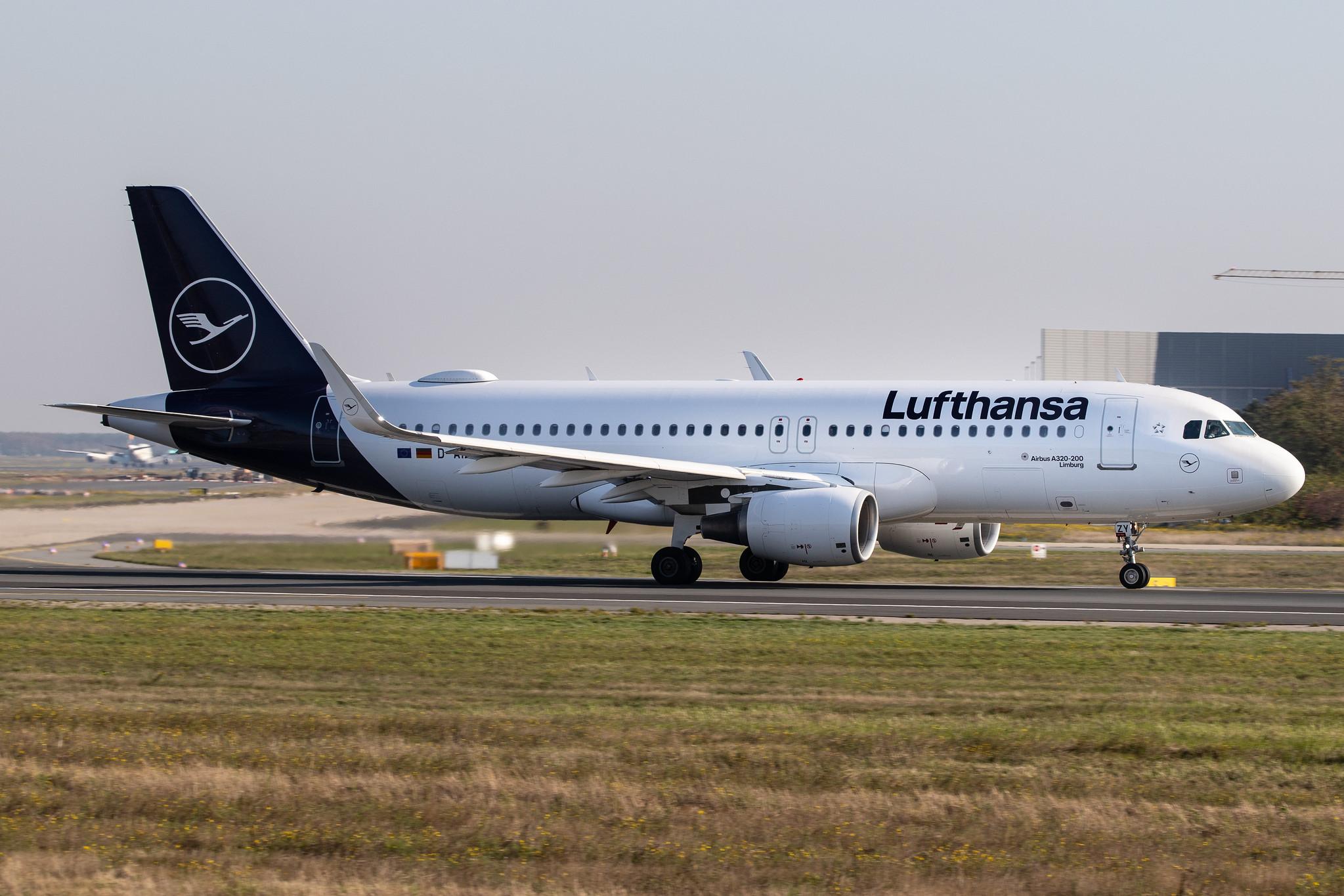 Frankfurt Airport: Lufthansa (LH / DLH) |  Airbus A320-214 A320 | D-AIZY | MSN 5769