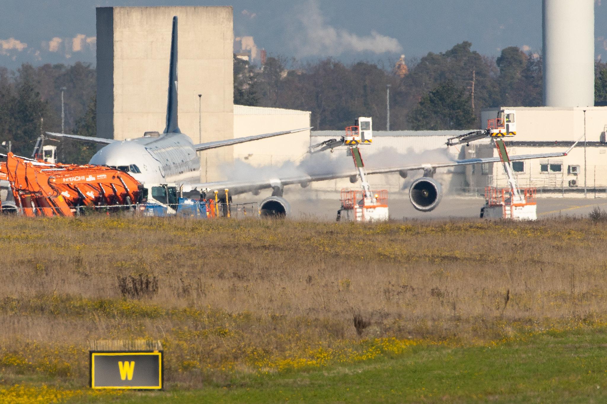 Frankfurt Airport: Lufthansa (LH / DLH) |  Livery: Star Alliance Livery |  Airbus A340-313 A343 | D-AIGV | MSN 0325