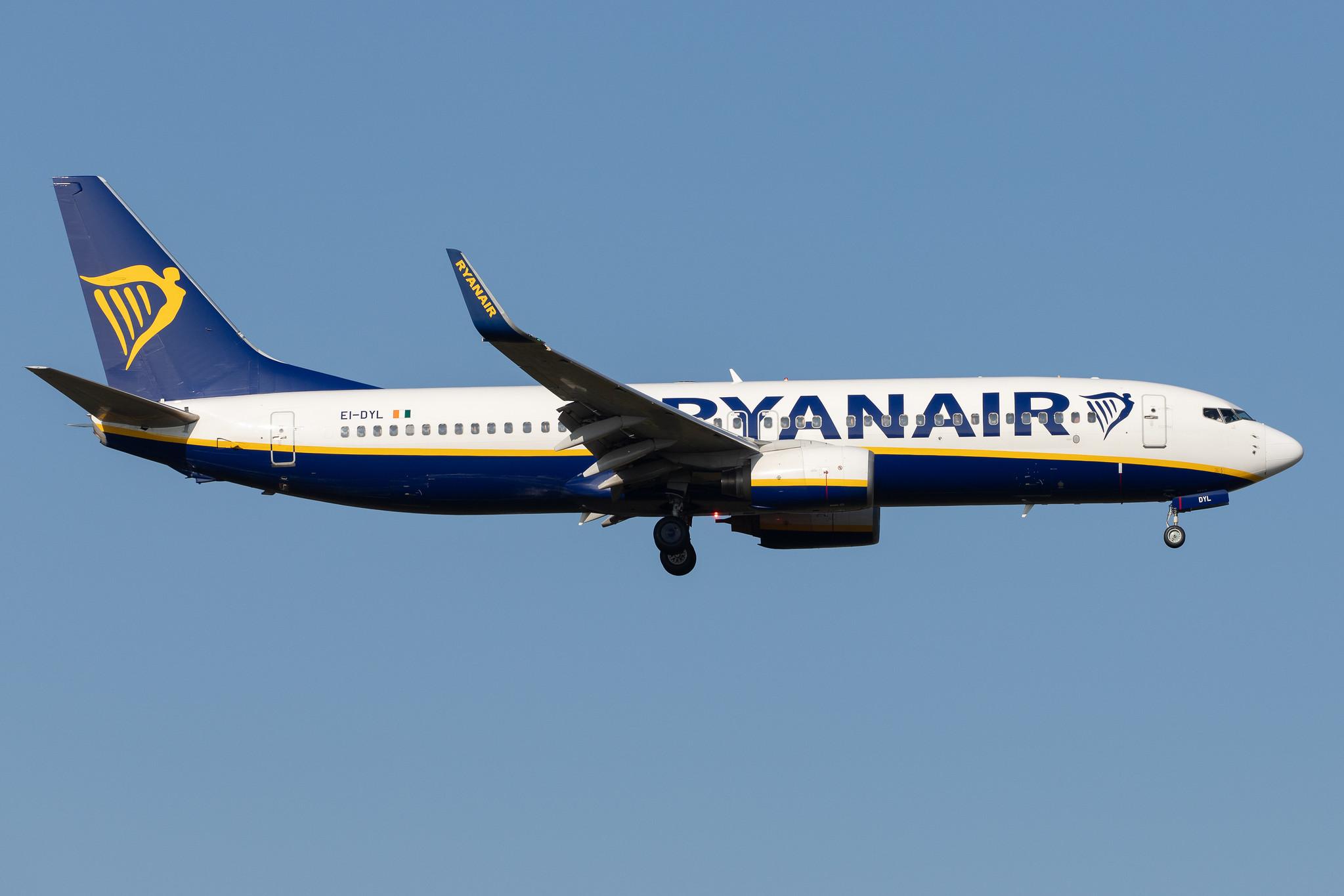 Frankfurt Airport: Ryanair (FR / RYR) |  Boeing 737-8AS B738 | EI-DYL | MSN 36574