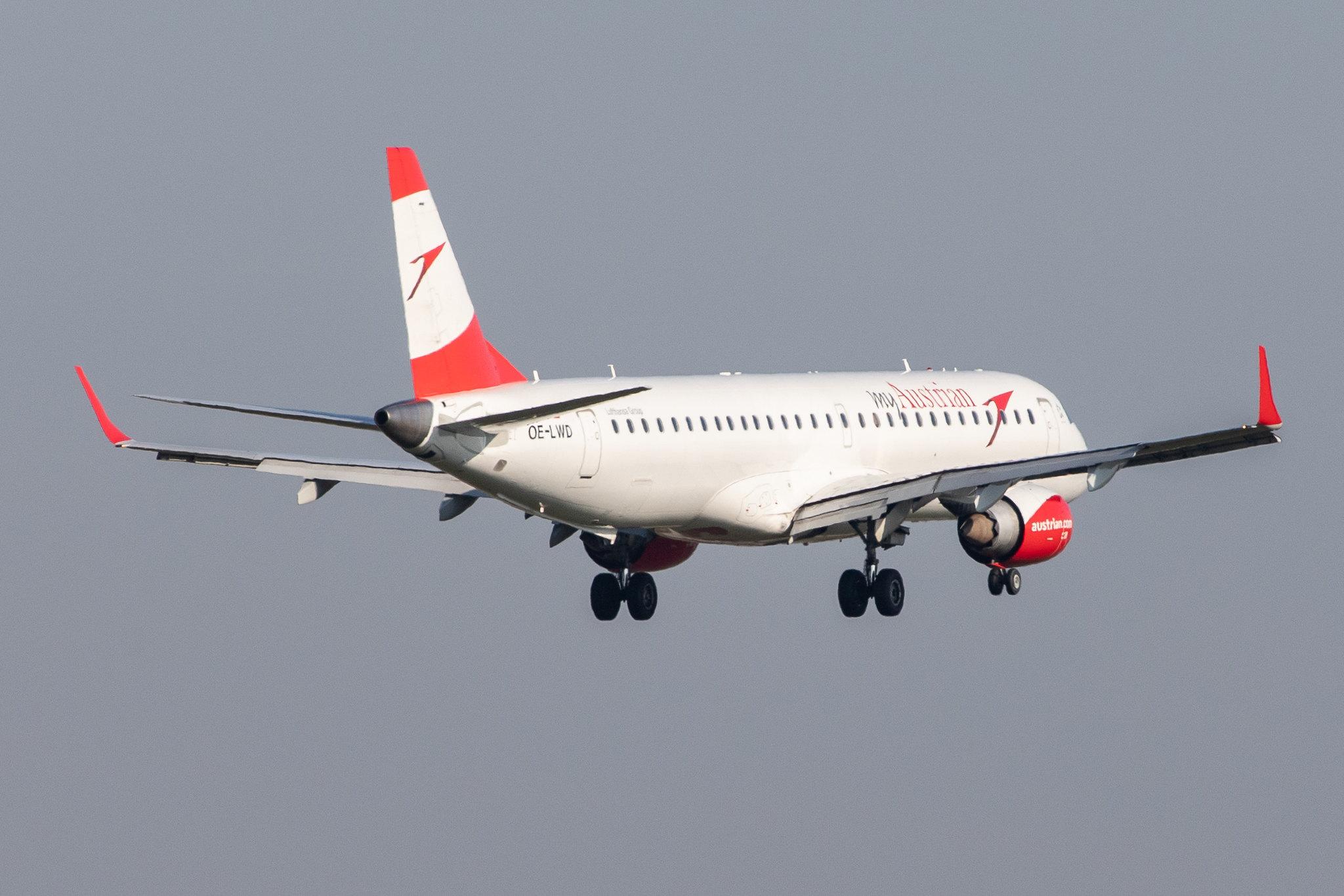 Frankfurt Airport: Austrian Airlines (OS / AUA) |  Embraer ERJ-195LR E195 | OE-LWD | MSN 19000411
