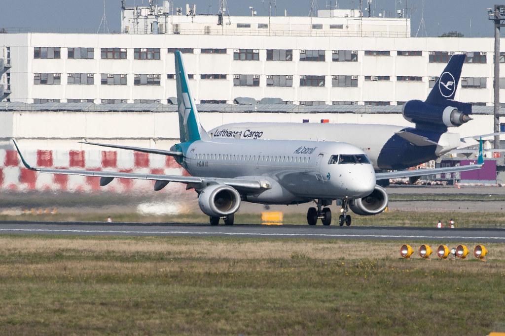 Frankfurt Airport: Lufthansa (LH / DLH) |  McDonnell Douglas MD11
