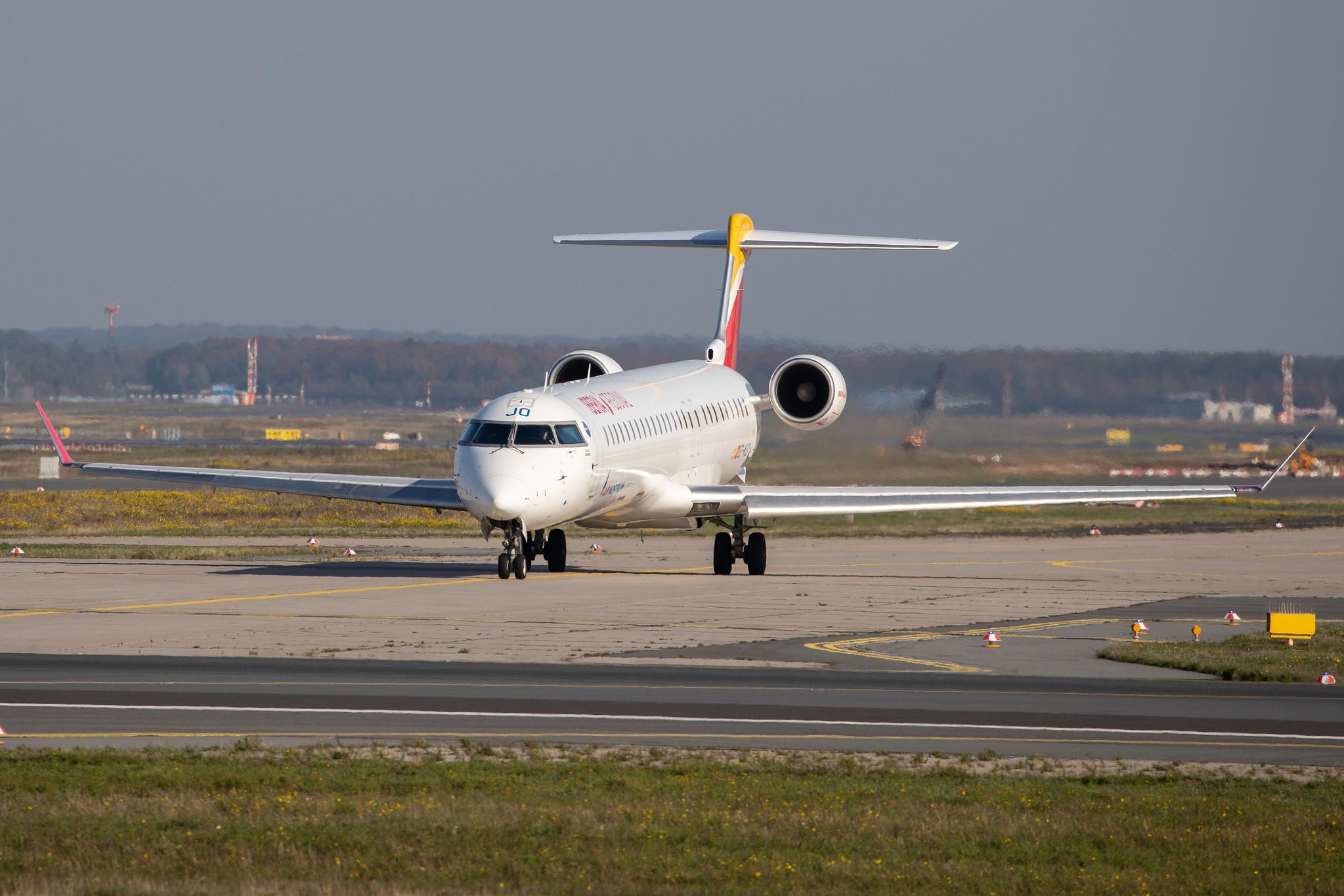 Frankfurt Airport: Iberia Regional (IB / IBE) | Operator: Air Nostrum |  Bombardier CRJ-1000 CRJX | EC-MJO | MSN 19045