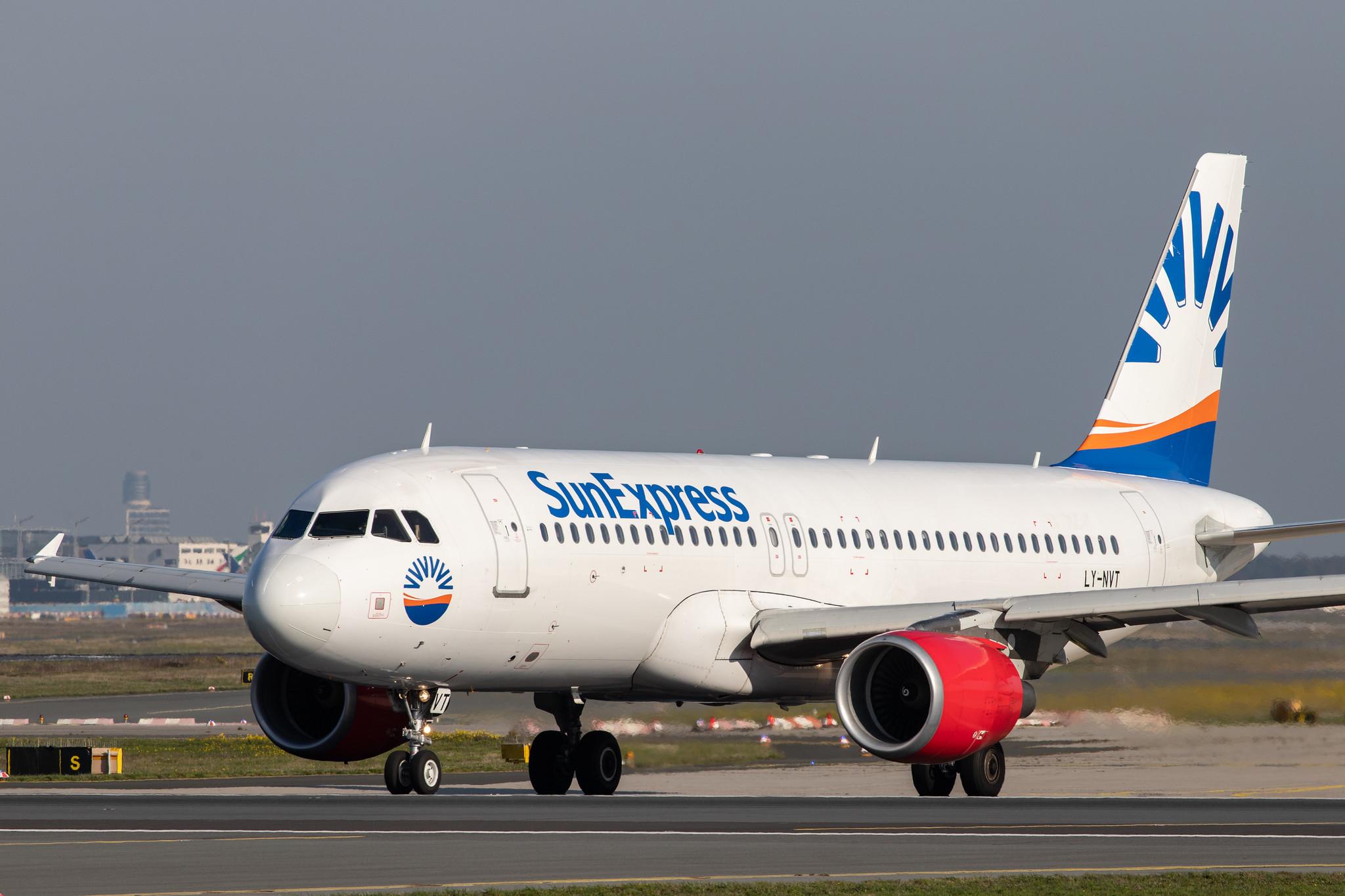 Frankfurt Airport: SunExpress (XQ / SXS) | Operator: Avion Express |  Airbus A320-214 A320 | LY-NVT | MSN 3949