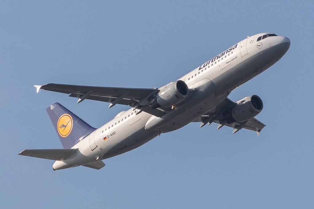 Frankfurt Airport: Lufthansa (LH / DLH) |  Airbus A320-211 A320 | D-AIQD | MSN 0202