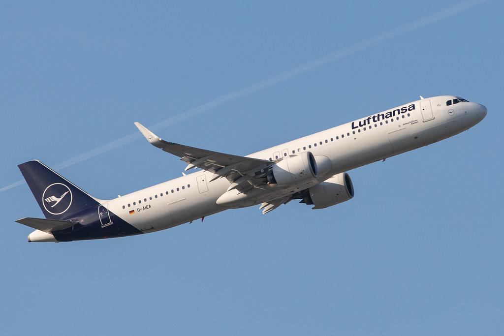 Frankfurt Airport: Lufthansa (LH / DLH) |  Airbus A321-271NX A21N | D-AIEA | MSN 8761