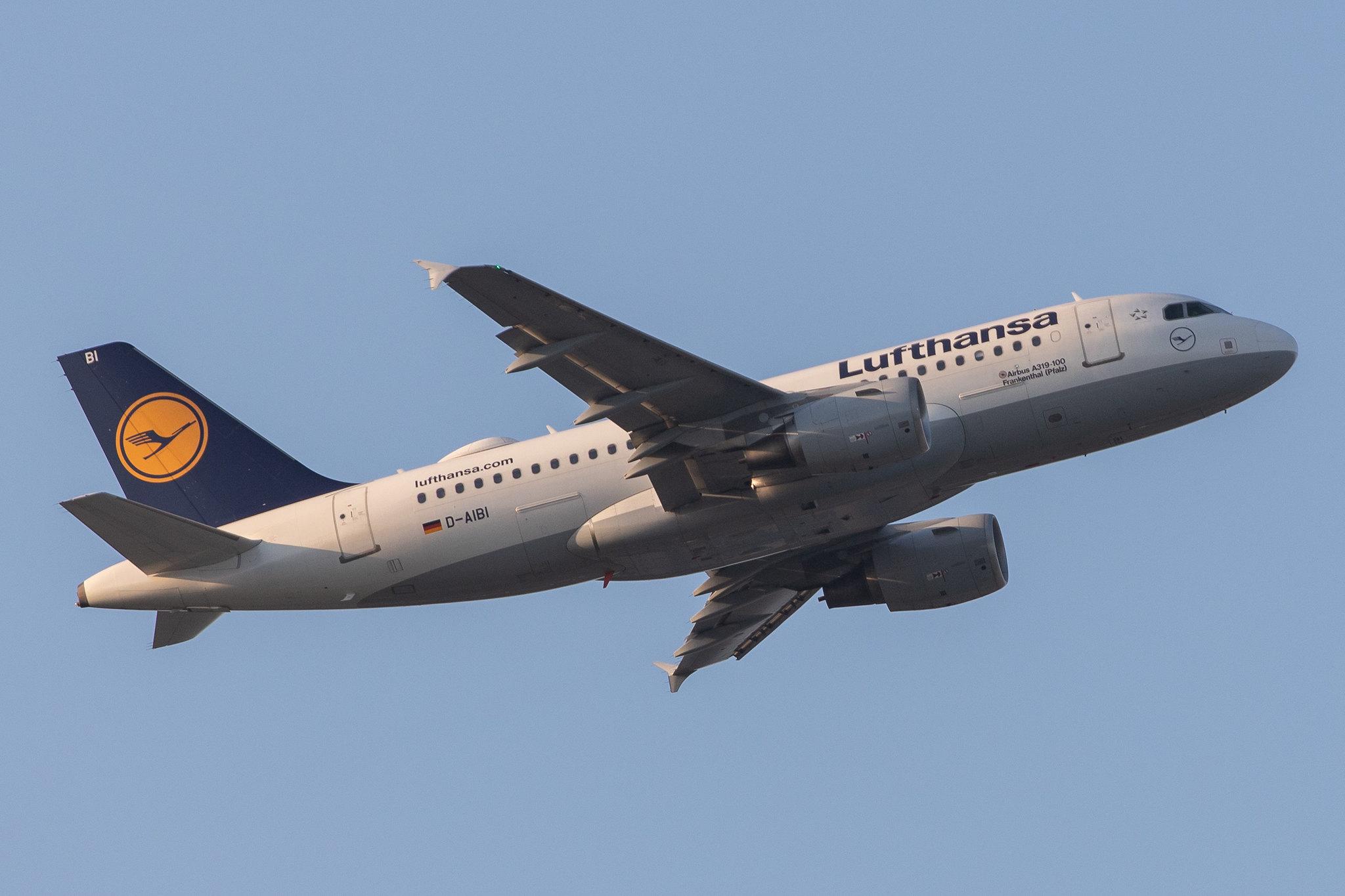 Frankfurt Airport: Lufthansa (LH / DLH) |  Airbus A319-112 A319 | D-AIBI | MSN 5284