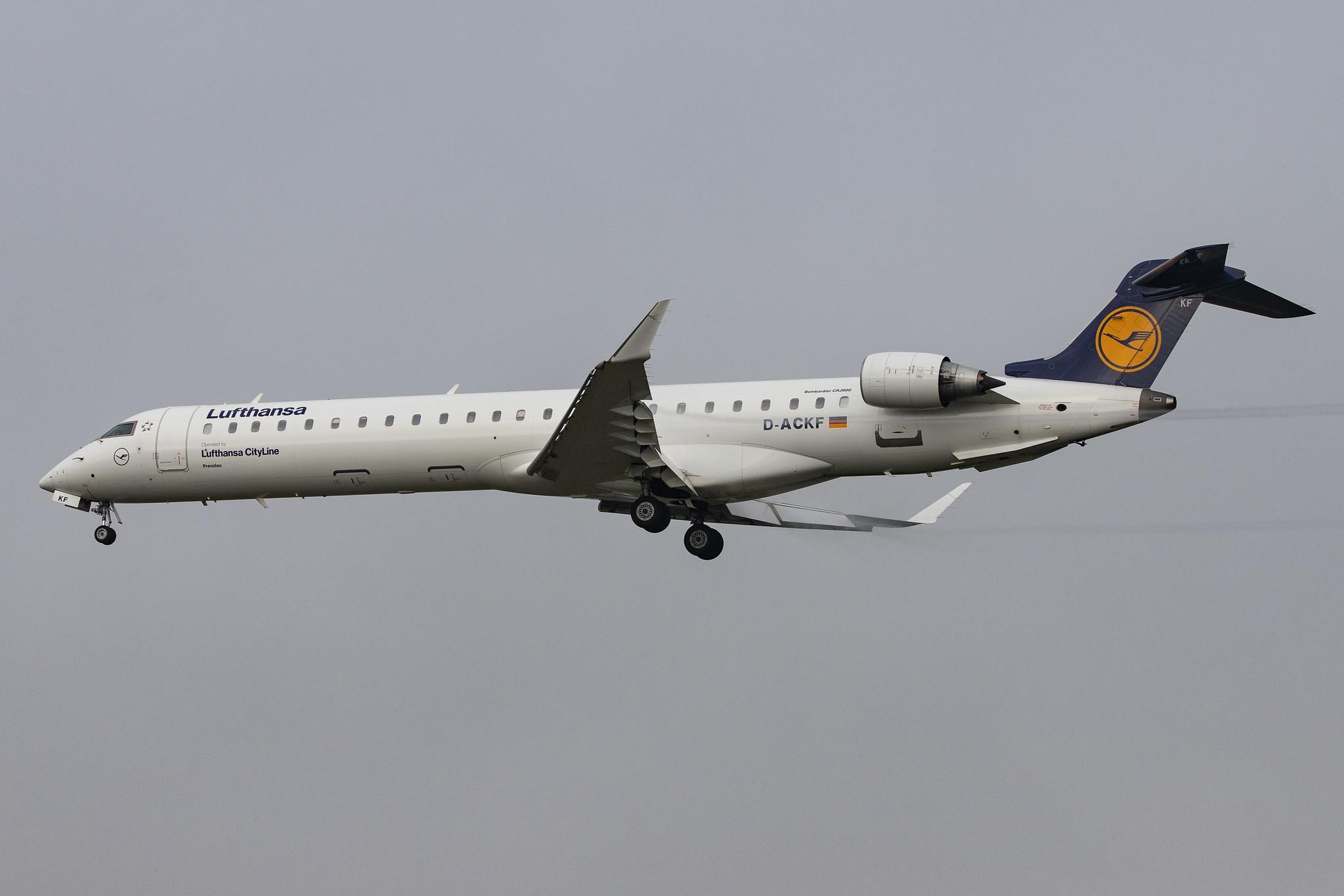 Frankfurt Airport: Lufthansa (LH / DLH) | Operator: Lufthansa CityLine |  Bombardier CRJ-900LR CRJ9 | D-ACKF | MSN 15083