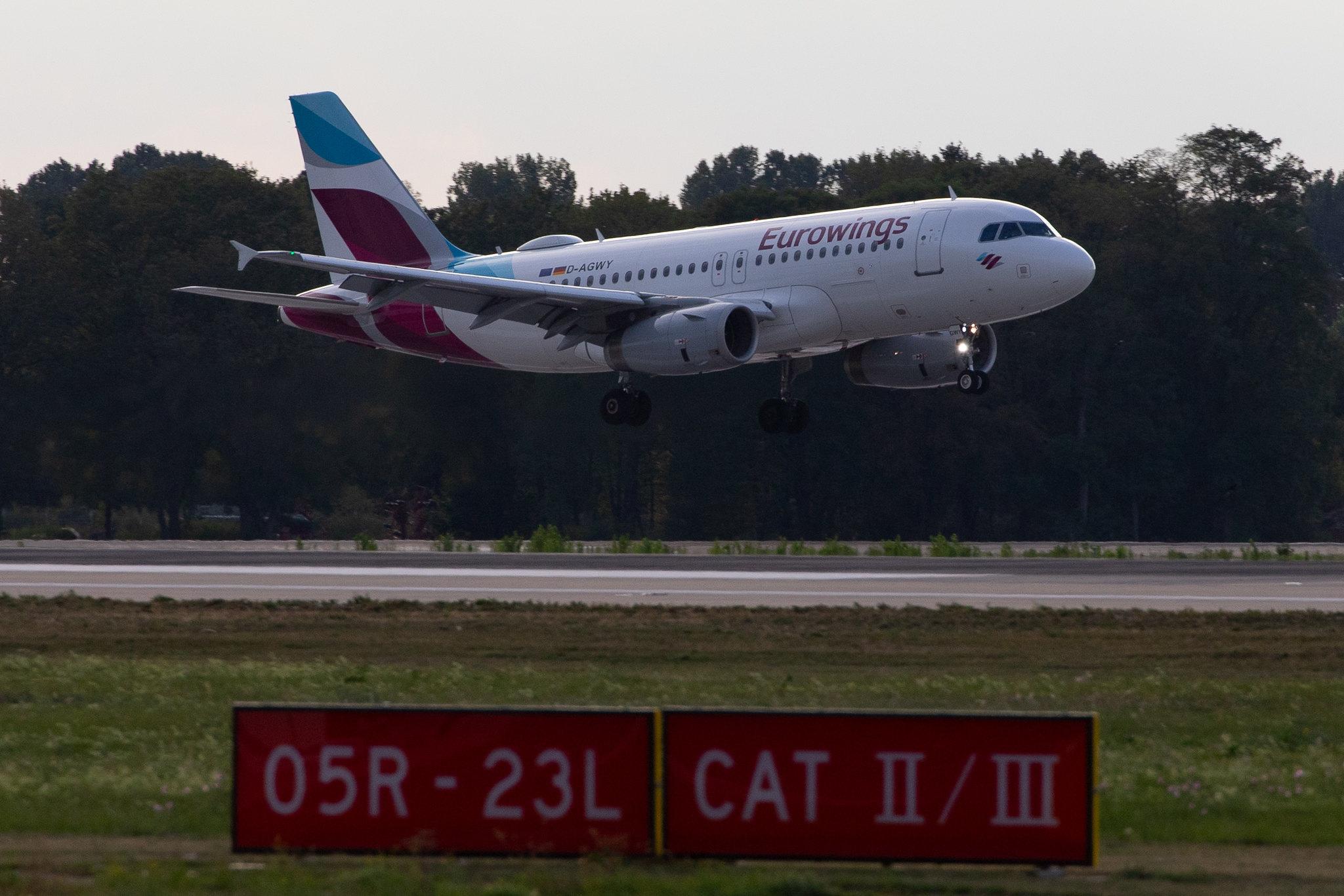 Düsseldorf Airport: Eurowings (EW / EWG) |  Airbus A319-132 A319 | D-AGWY | MSN 5941