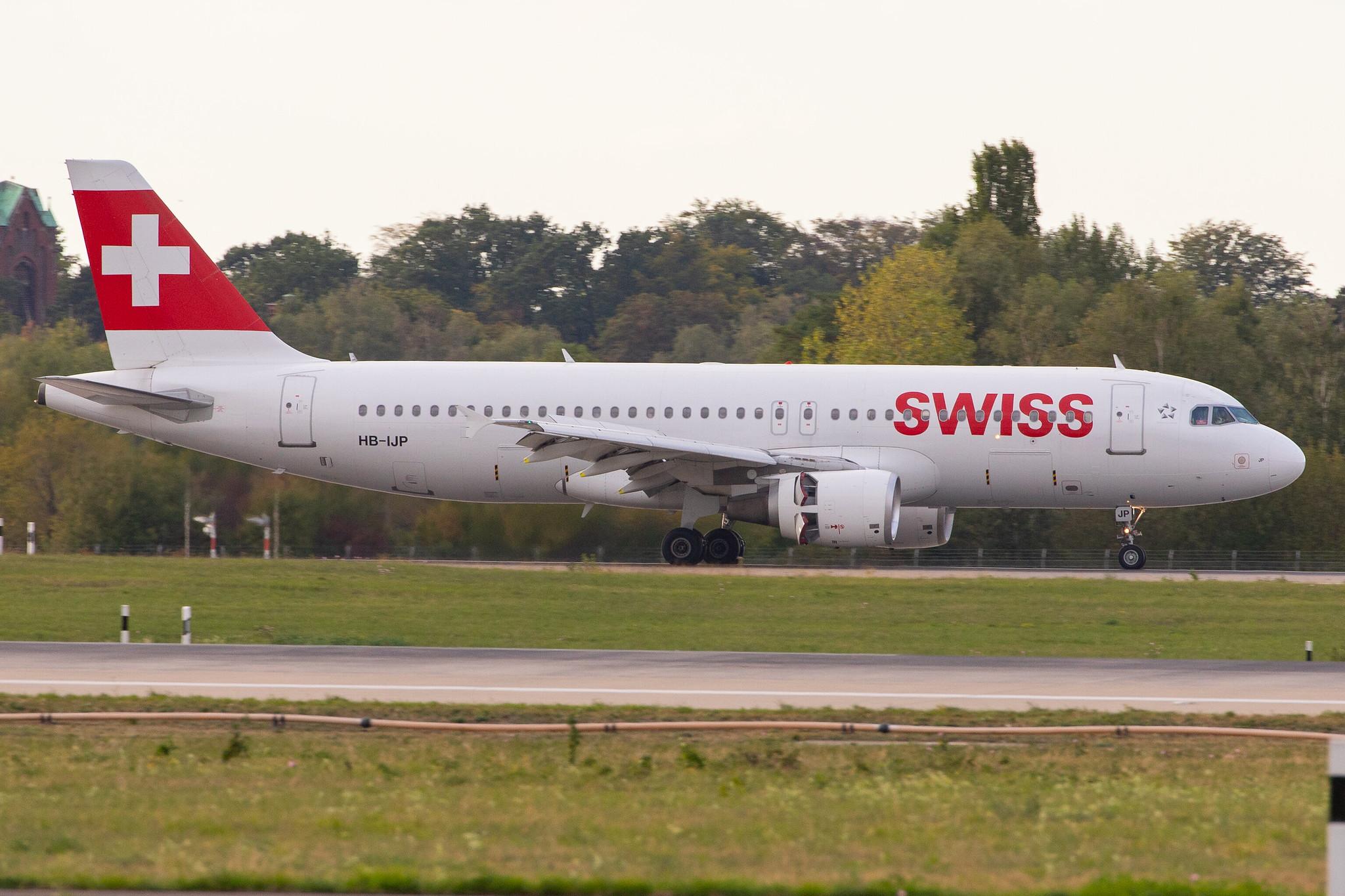 Düsseldorf Airport: Swiss (LX / SWR) |  Airbus A320-214 A320 | HB-IJP | MSN 0681