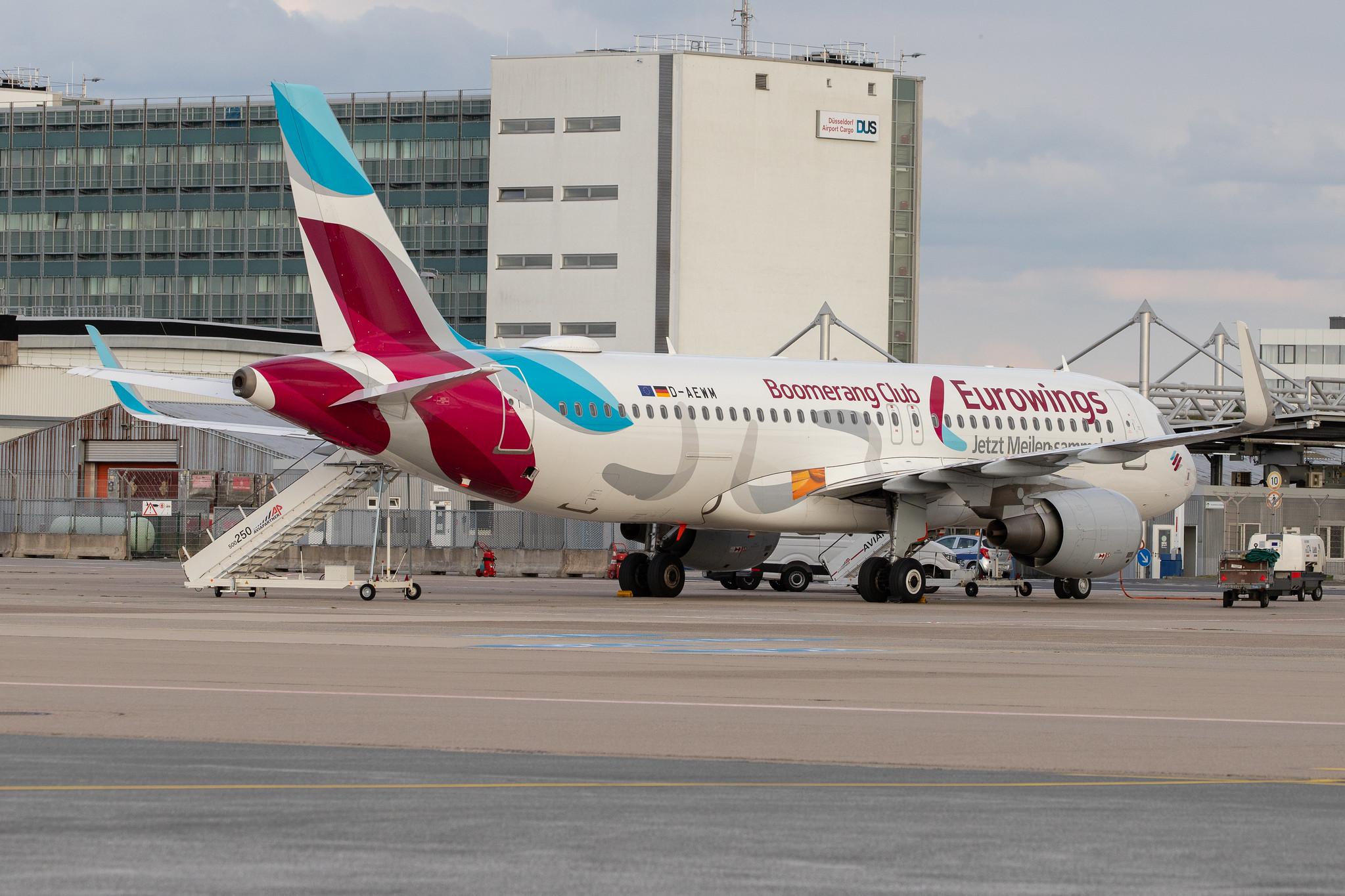Düsseldorf Airport: Eurowings (EW / EWG) |  Livery: Boomerang Club Livery |  Airbus A320-214 A320 | D-AEWM | MSN 7259