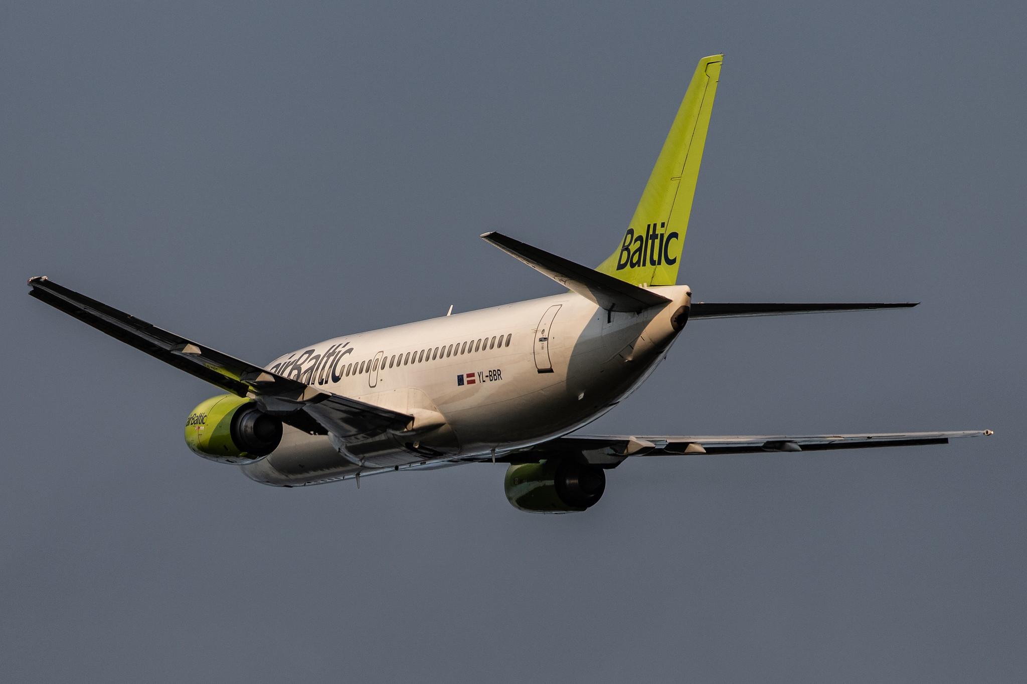 Düsseldorf Airport: Air Baltic (BT / BTI) |  Boeing 737-31S B733 | YL-BBR | MSN 29266