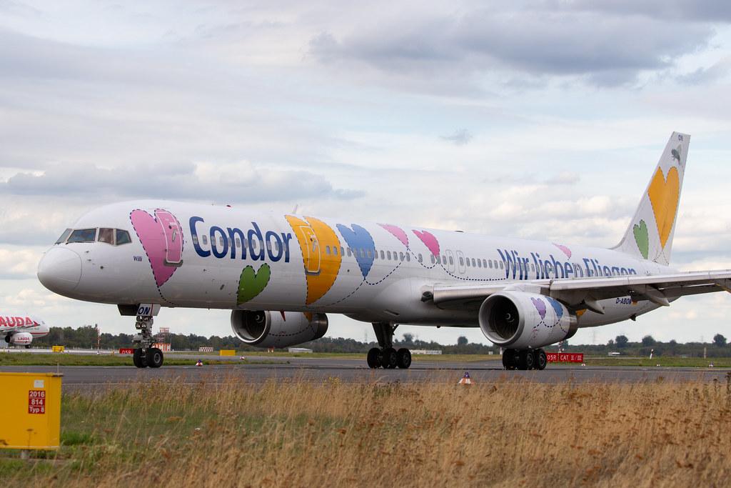 Düsseldorf Airport: Condor (DE / CFG) |  Livery: Wir Lieben Fliegen Livery |  Boeing 757-330 B753 | D-ABON | MSN 29023