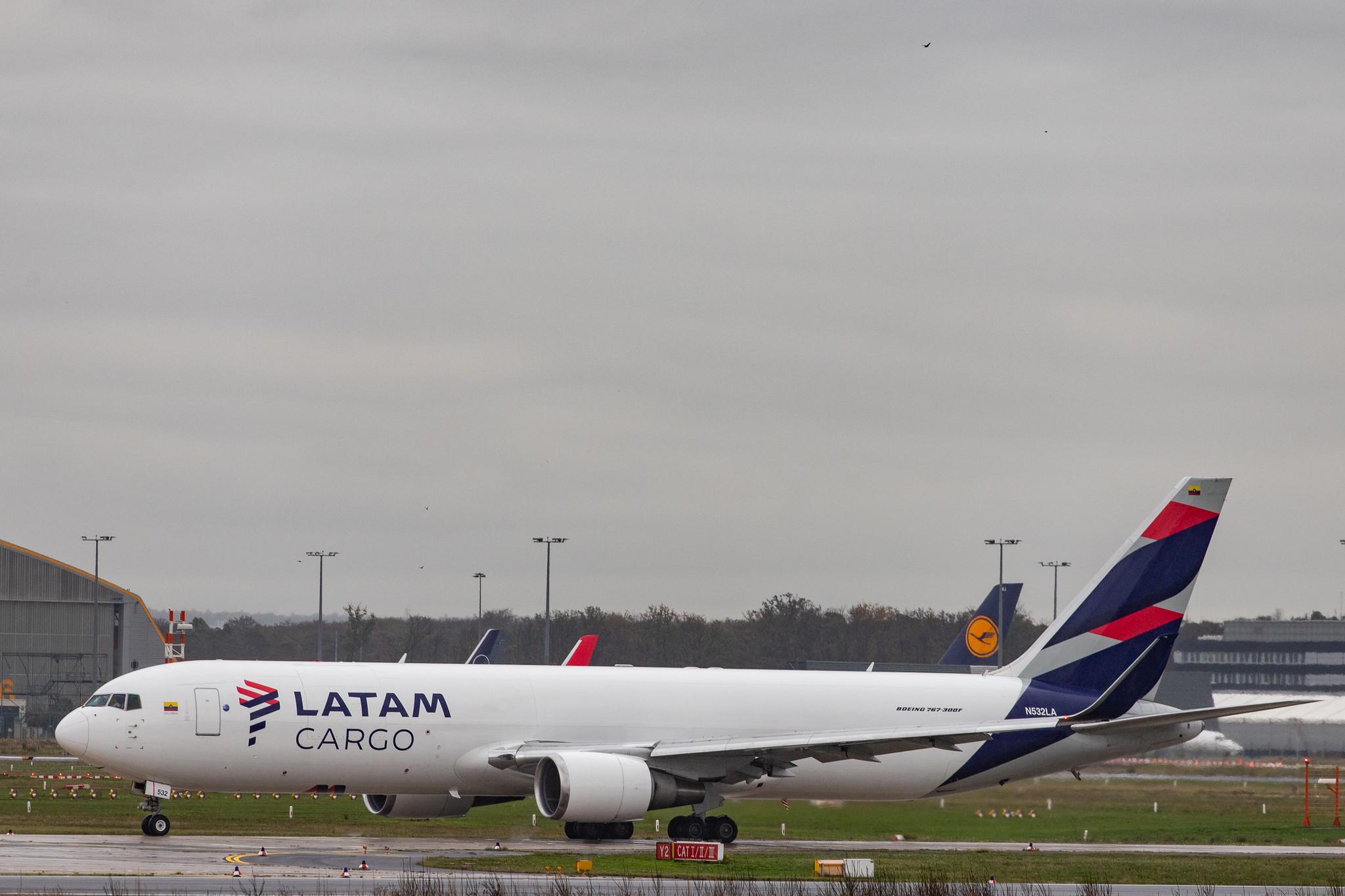 Frankfurt Airport: LATAM Cargo Chile (UC / LCO) |  Boeing 767-316F(ER) B763 | N532LA | MSN 30780