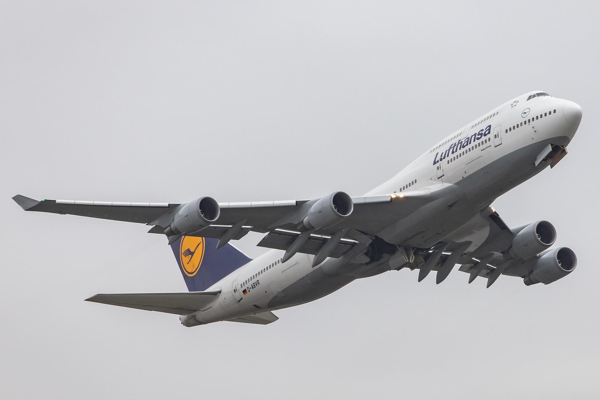 Frankfurt Airport: Lufthansa (LH / DLH) |  Boeing 747-430 B744 | D-ABVR | MSN 28285