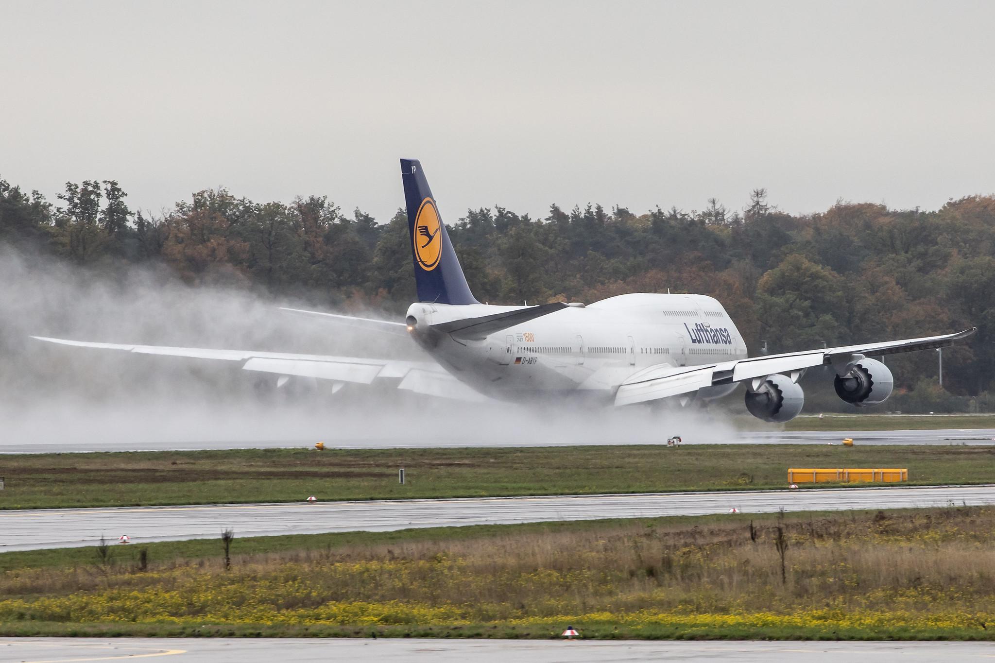 Frankfurt Airport: Lufthansa (LH / DLH) |  Boeing 747-830 B748 | D-ABYP | MSN 37839