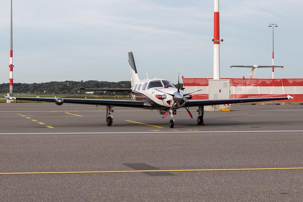 Hamburg Airport: OK Aviation Group (/ NTF) |  Piper PA-46-600TP M600 M600 | OK-CHD | MSN 4698076