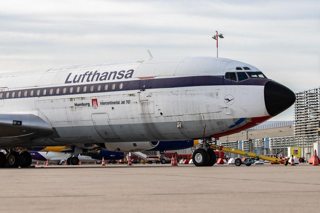 Hamburg Airport: Lufthansa (LH / DLH) | Boeing 707-430 B704 | D-ABOB | MSN 17718