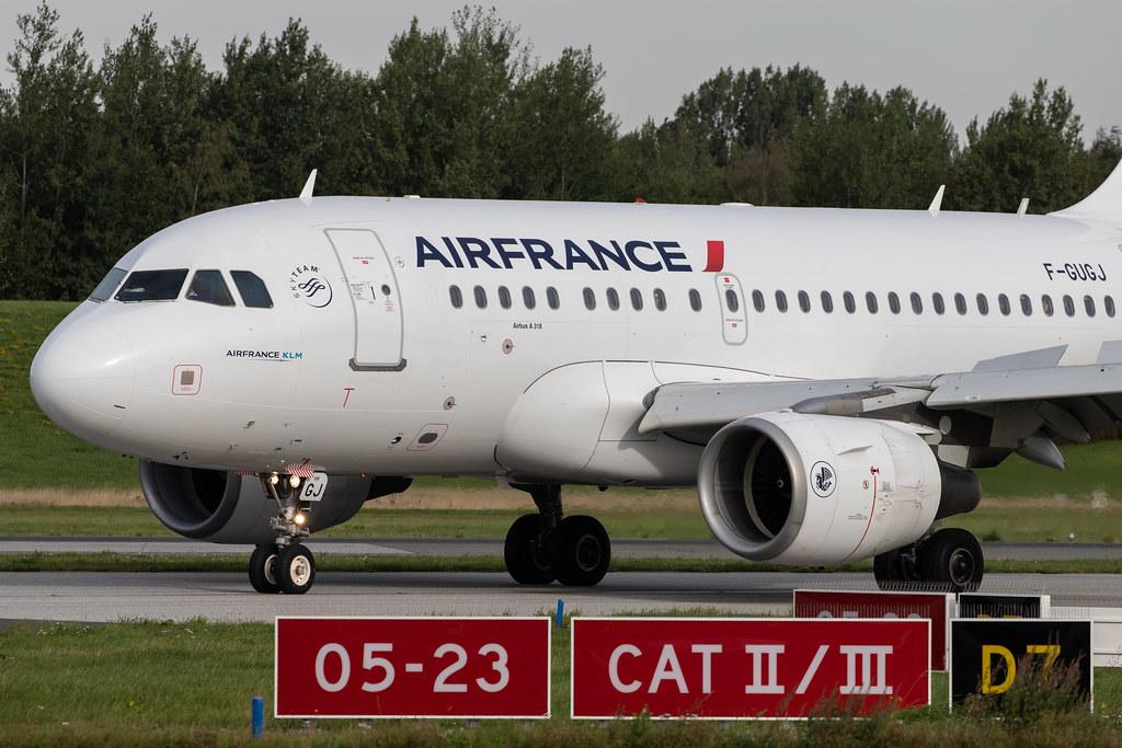 Hamburg Airport: Air France (AF / AFR) |  Airbus A318-111 A318 | F-GUGJ | MSN 2582