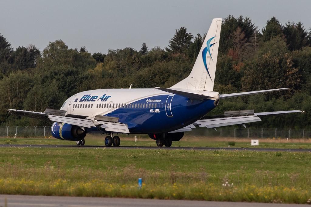 Hamburg Airport: Blue Air (0B / BMS) |  Boeing 737-530 B735 | YR-AMB | MSN 24943