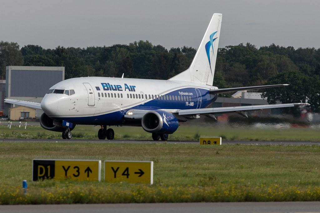 Hamburg Airport: Blue Air (0B / BMS) |  Boeing 737-530 B735 | YR-AMB | MSN 24943